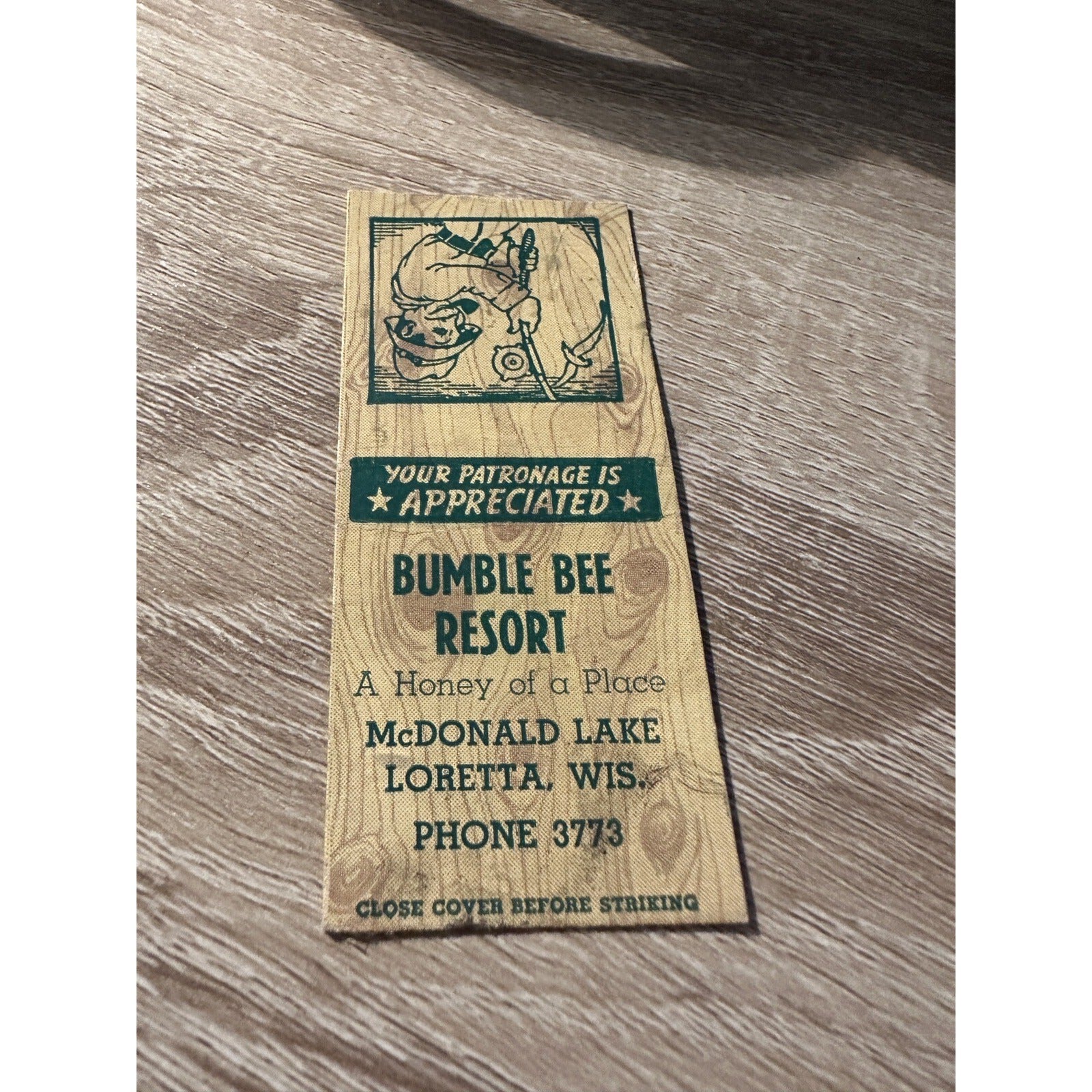 Vintage  Mcdonalds Lake Loretta Wis Bumble Bee Resort Advertising Matchbook