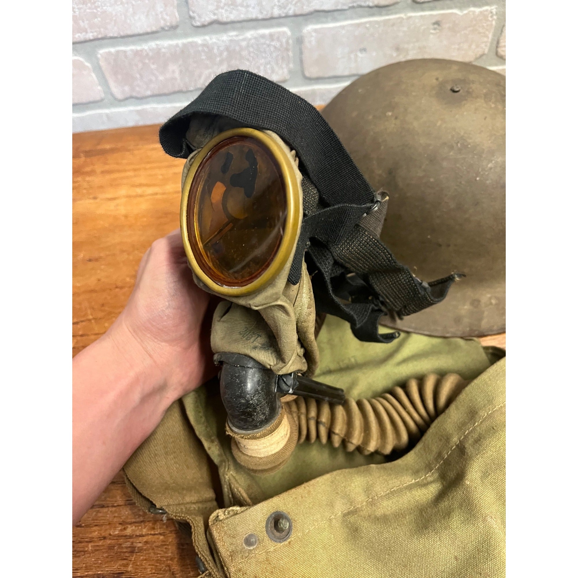 Original WWI Doughboy Helmet M1917 Gas Mask Kit United States World War One Lot Militaria Armed Forces