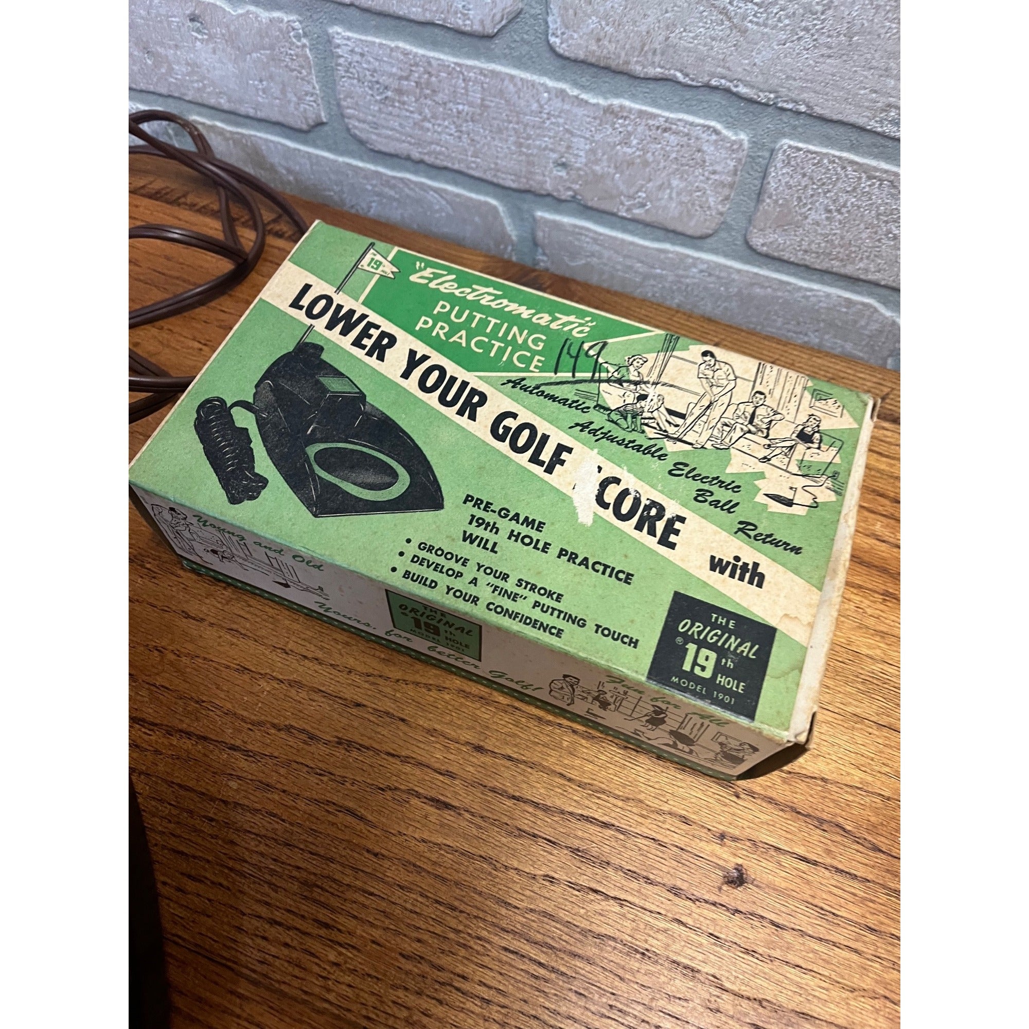Vintage 1950s "Electromatic" Golf Putting Practice Device 19th Hole Model 1901 Brandell Products