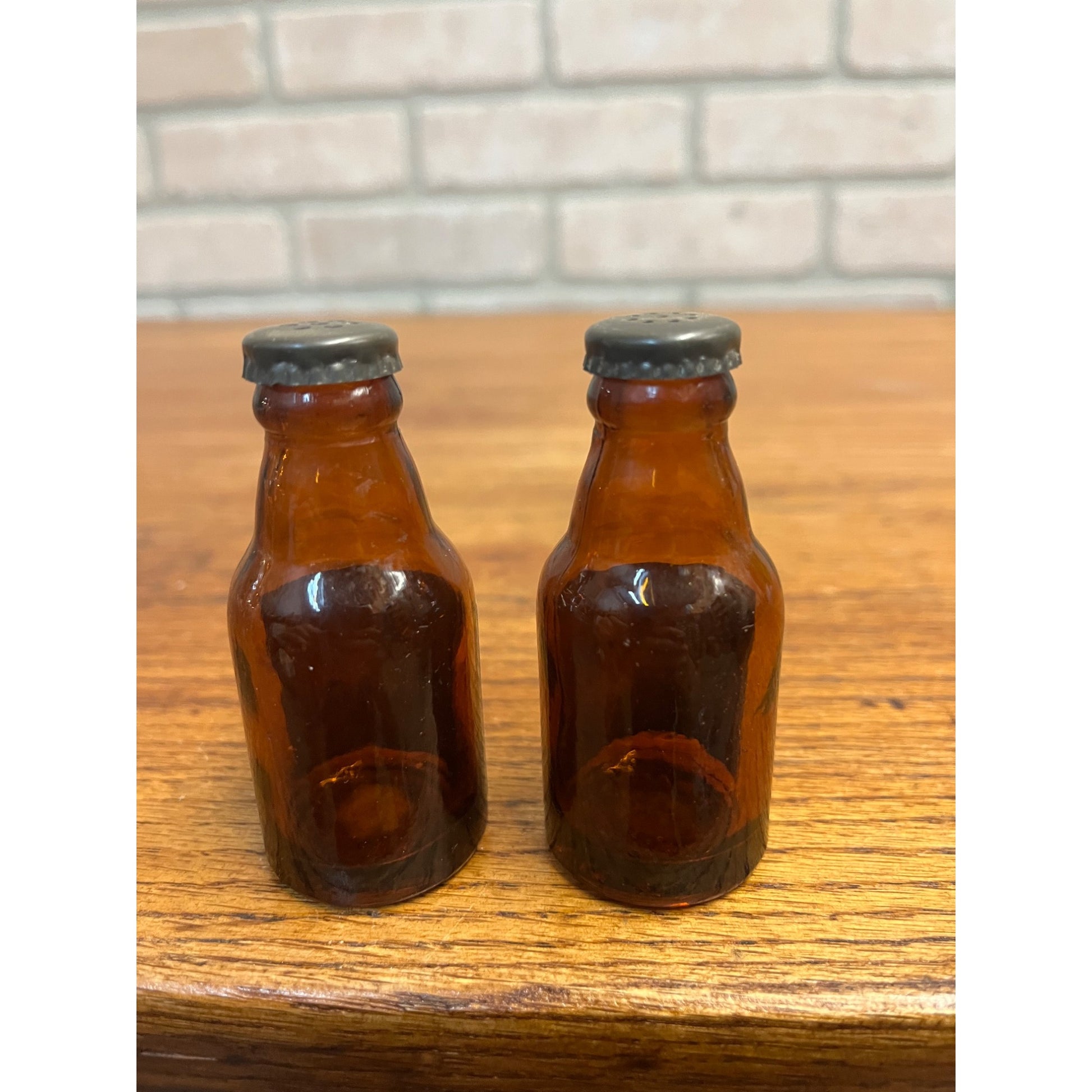 Vintage Fort Pitt Special Beer Salt and Pepper Shakers