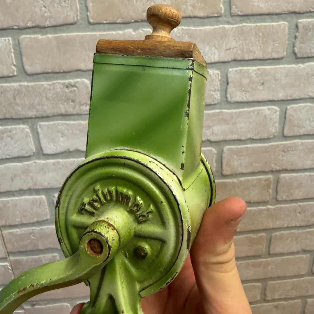 Vintage Triumph Green Cast Iron Hand-Crank Nut Grinder With Clamp & Wood Knob 1930s