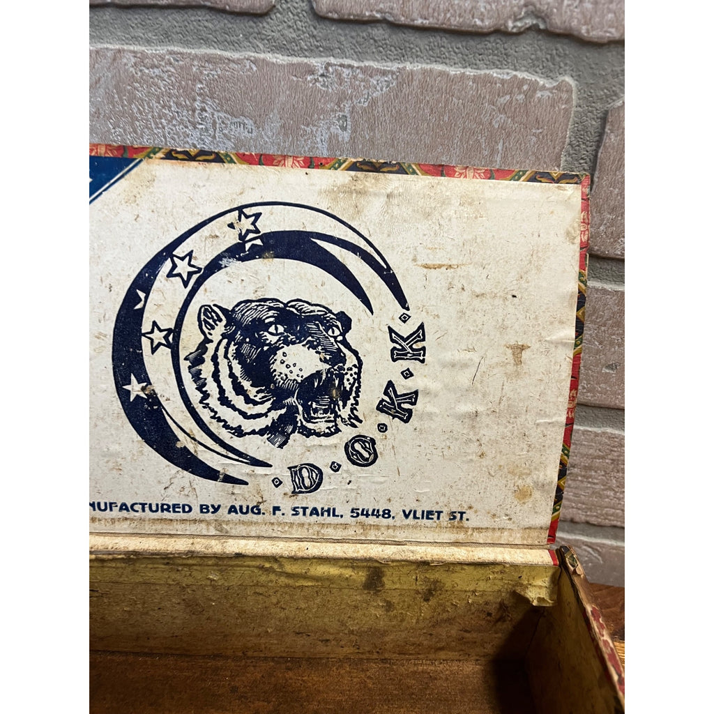 Vintage D.O.K.K. Tiger Moon Cigars Wooden Cigar Box Milwaukee Wisconsin Wis WI