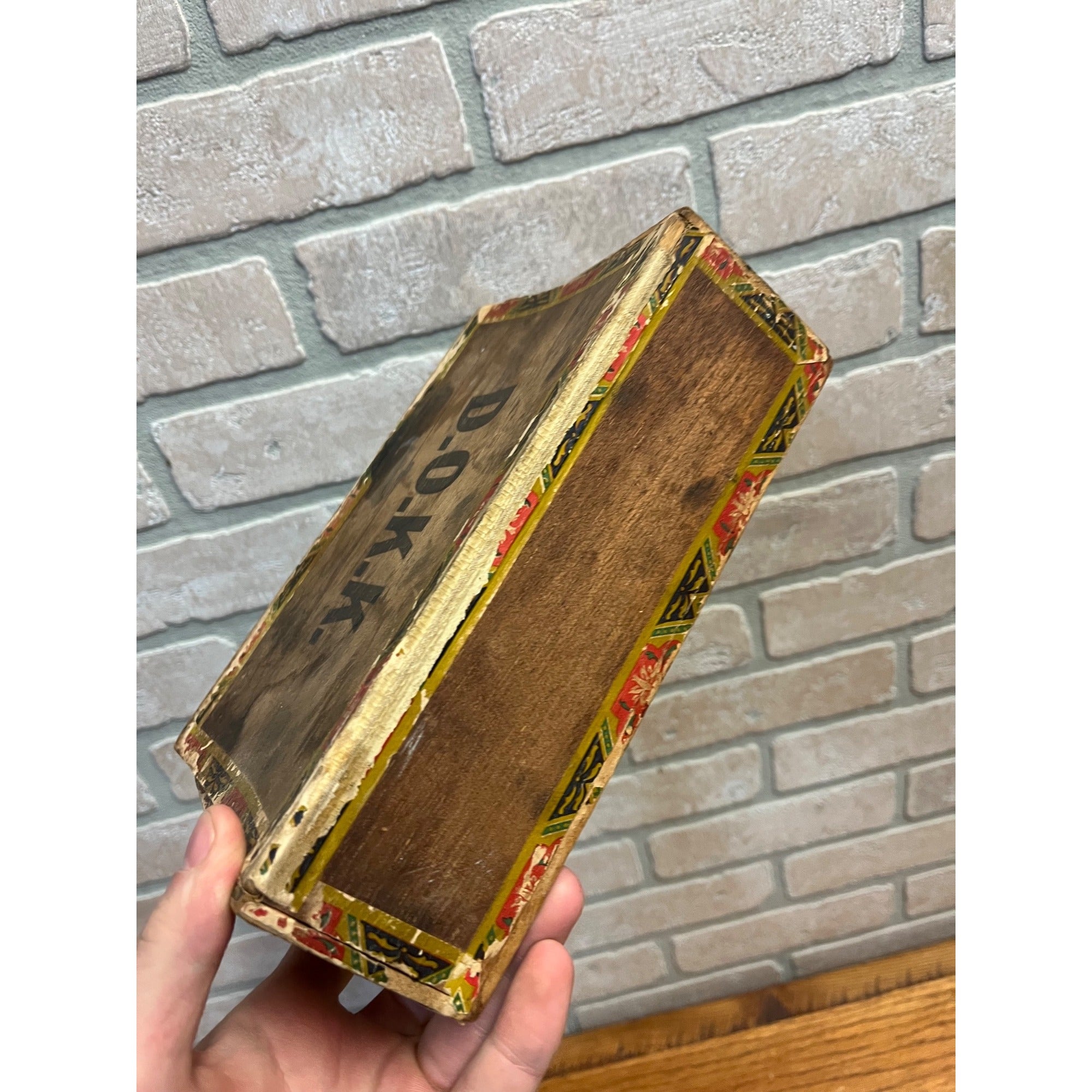Vintage D.O.K.K. Tiger Moon Cigars Wooden Cigar Box Milwaukee Wisconsin Wis WI
