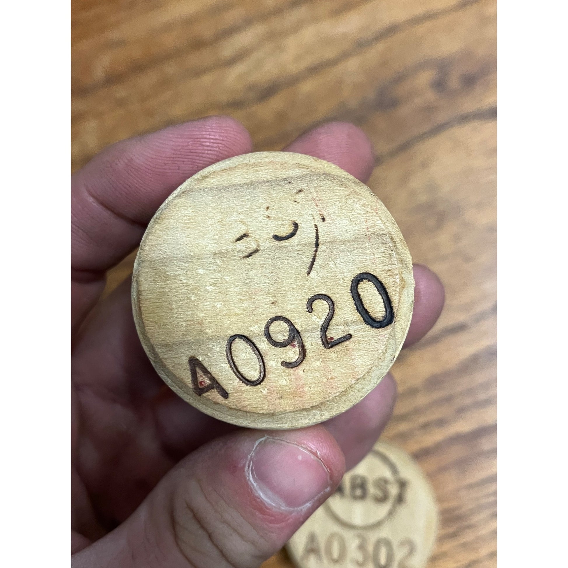 Vintage Pre-Prohibition Pabst Blue Ribbon Beer Barrel Keg Stopper Bung -- Red