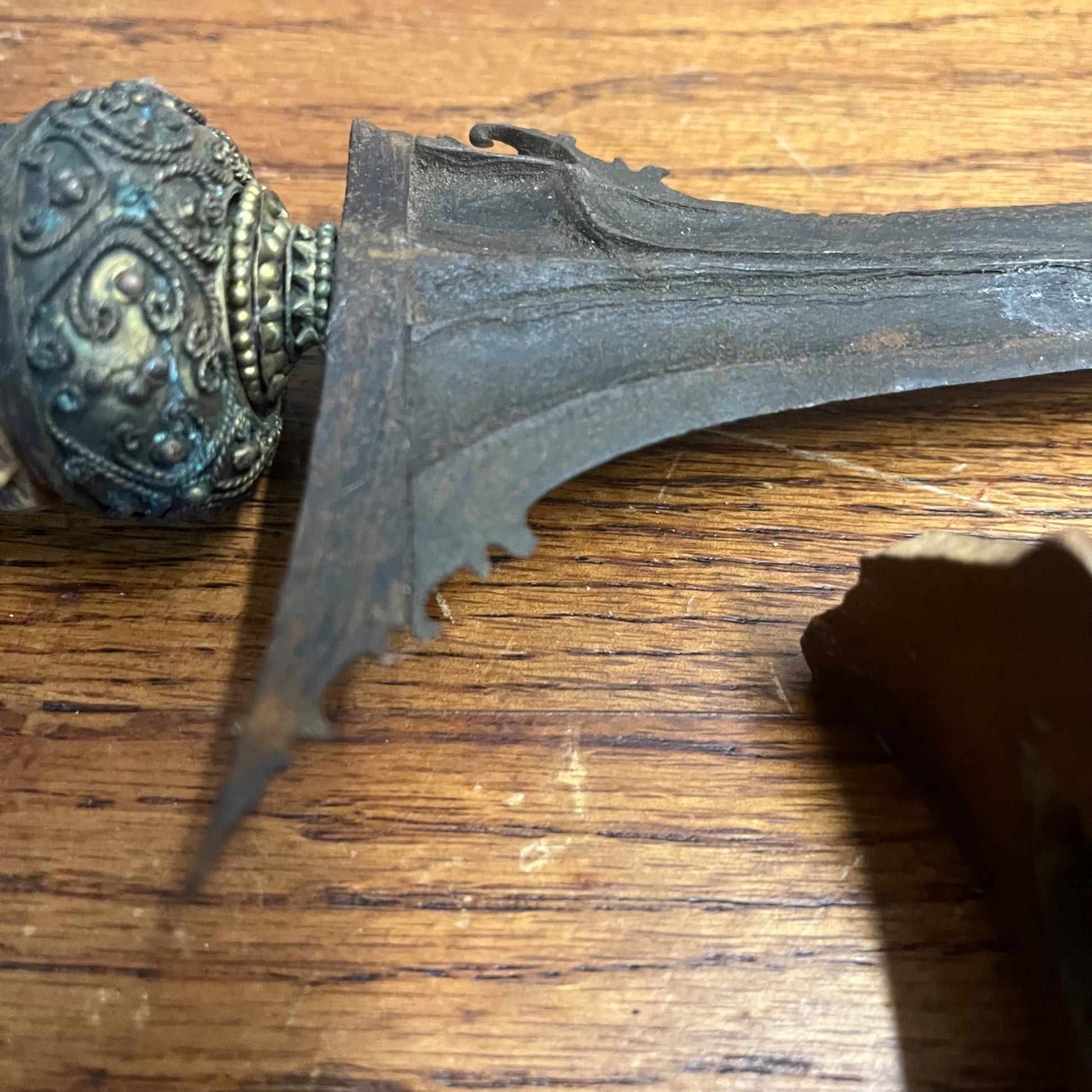 Antique Indonesian Javanese Kris Dagger Serpentine Blade Hand Carved Sheath 18"