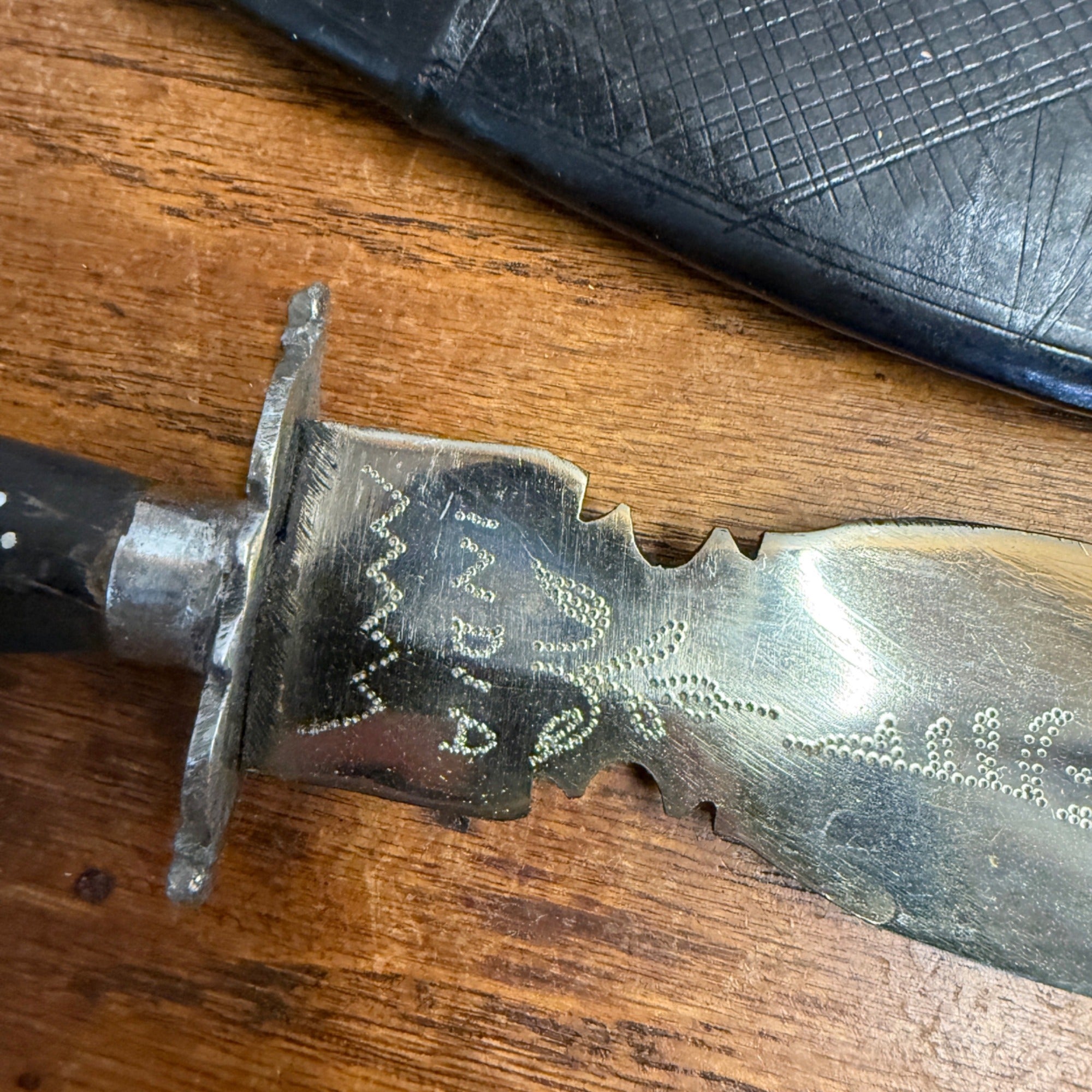 Vintage India Curved Kukri Style Knife Dagger Etched Blade w/ Sheath Ornate