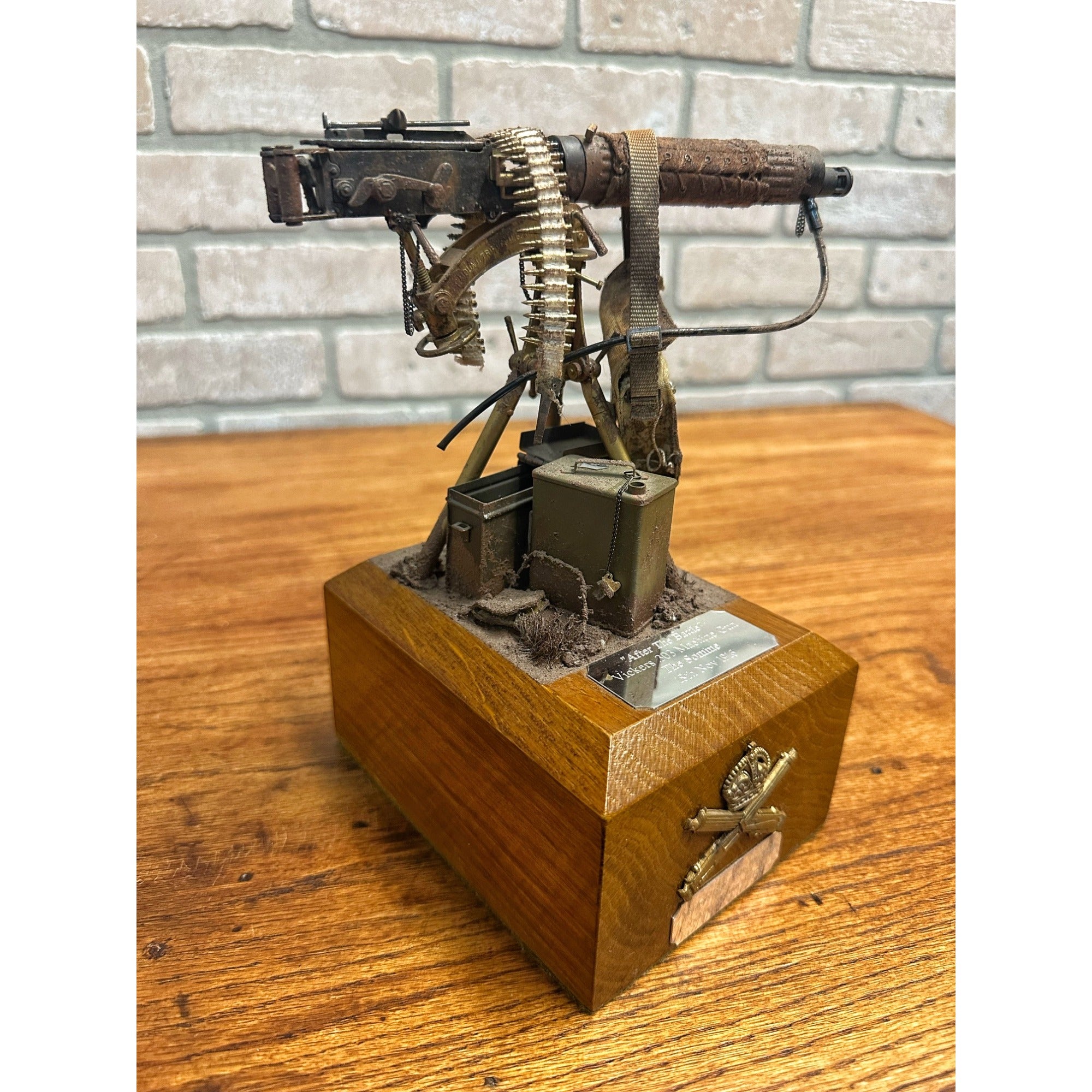 Vickers 303 MK1 Machine Gun WW1 WWI Model Award on Stand Machine Gun Corps