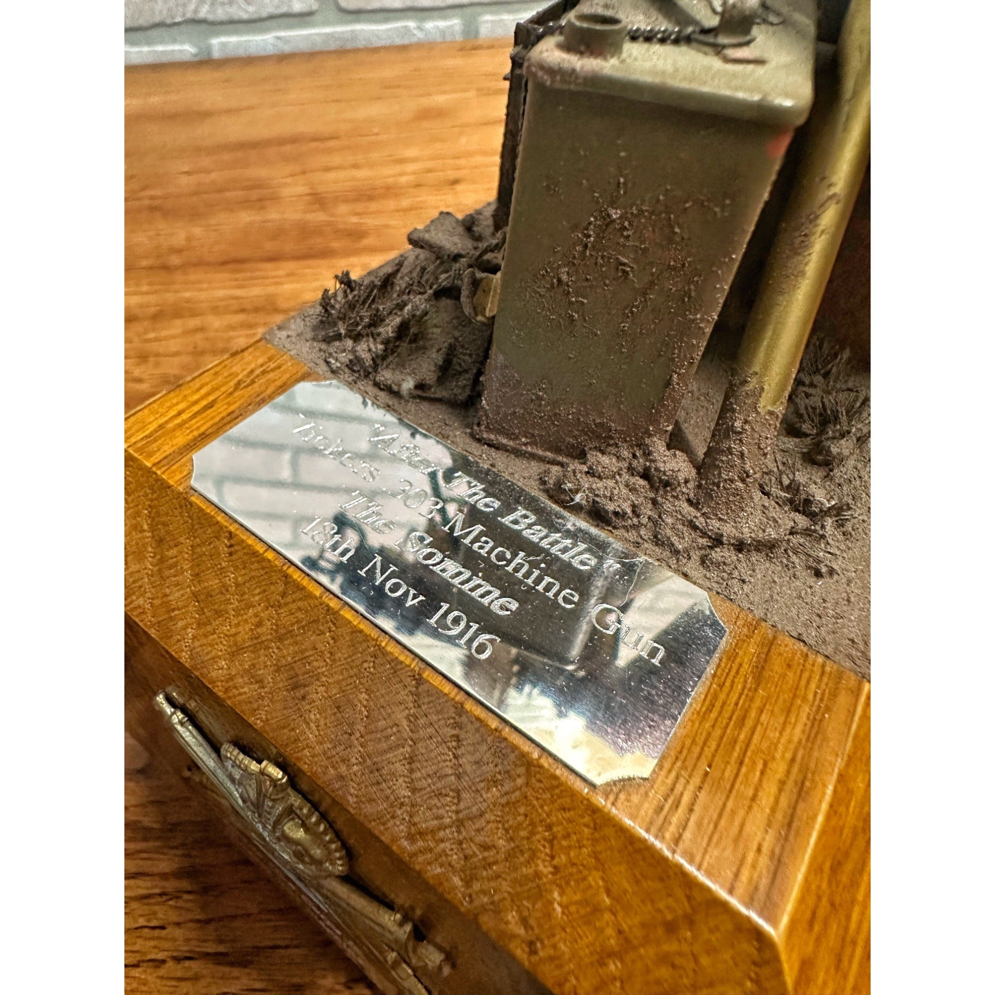 Vickers 303 MK1 Machine Gun WW1 WWI Model Award on Stand Machine Gun Corps