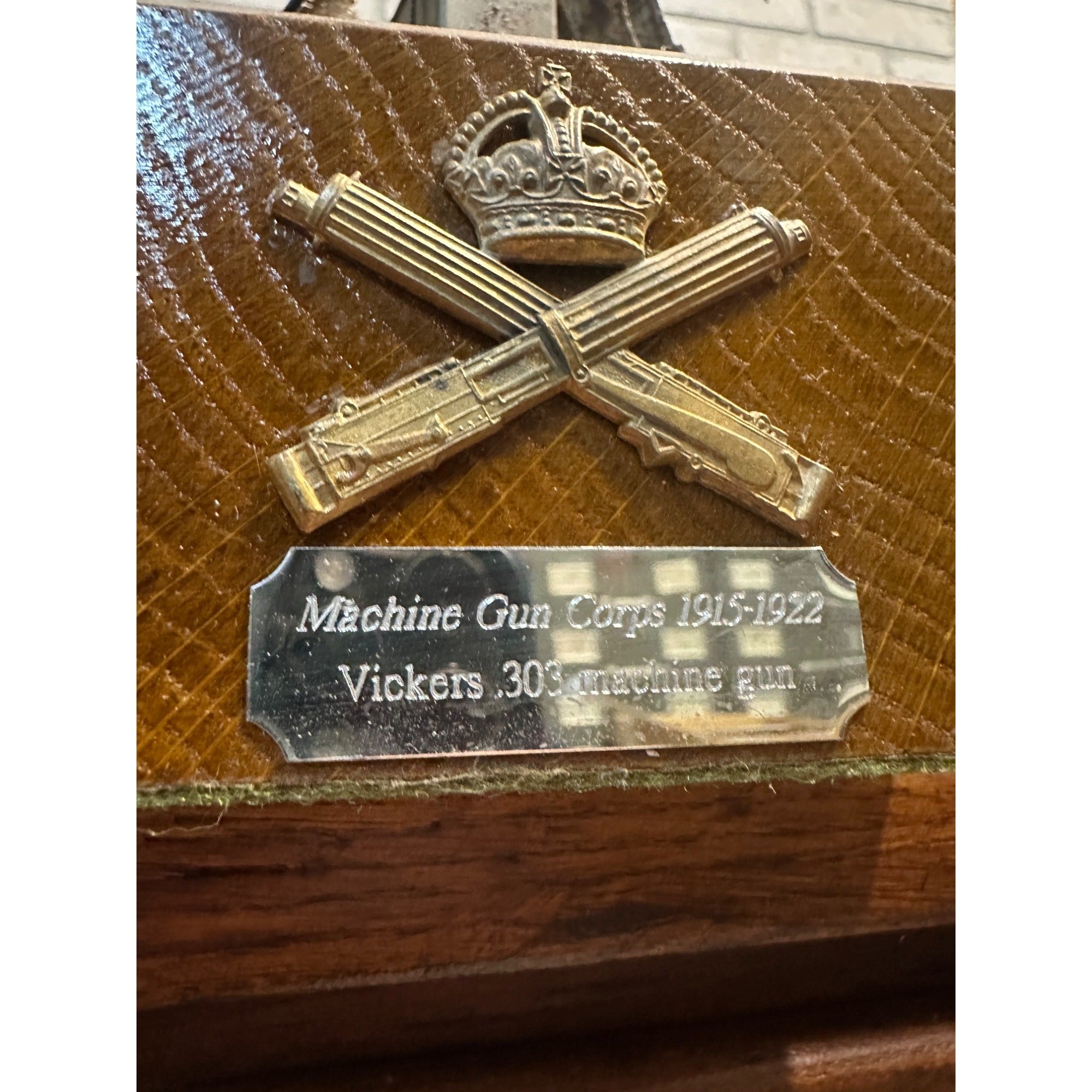 Vickers 303 MK1 Machine Gun WW1 WWI Model Award on Stand Machine Gun Corps
