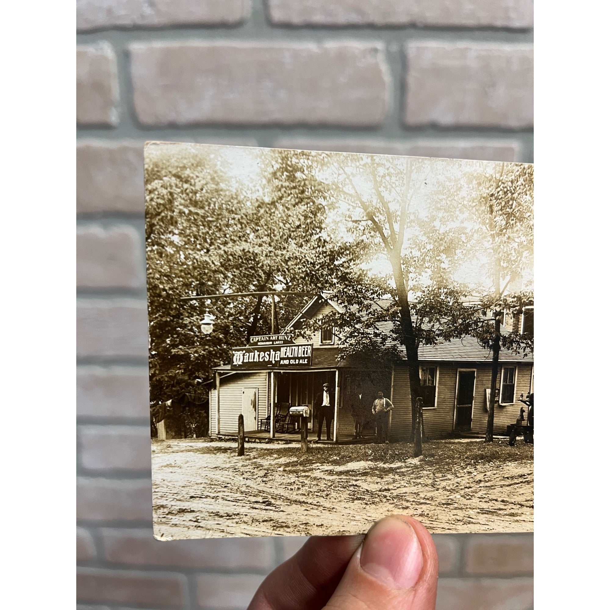 RARE Hotel Captain Hinz Oconomowoc Wis Nemahbin Lake RPPC Postcard Waukesha Beer