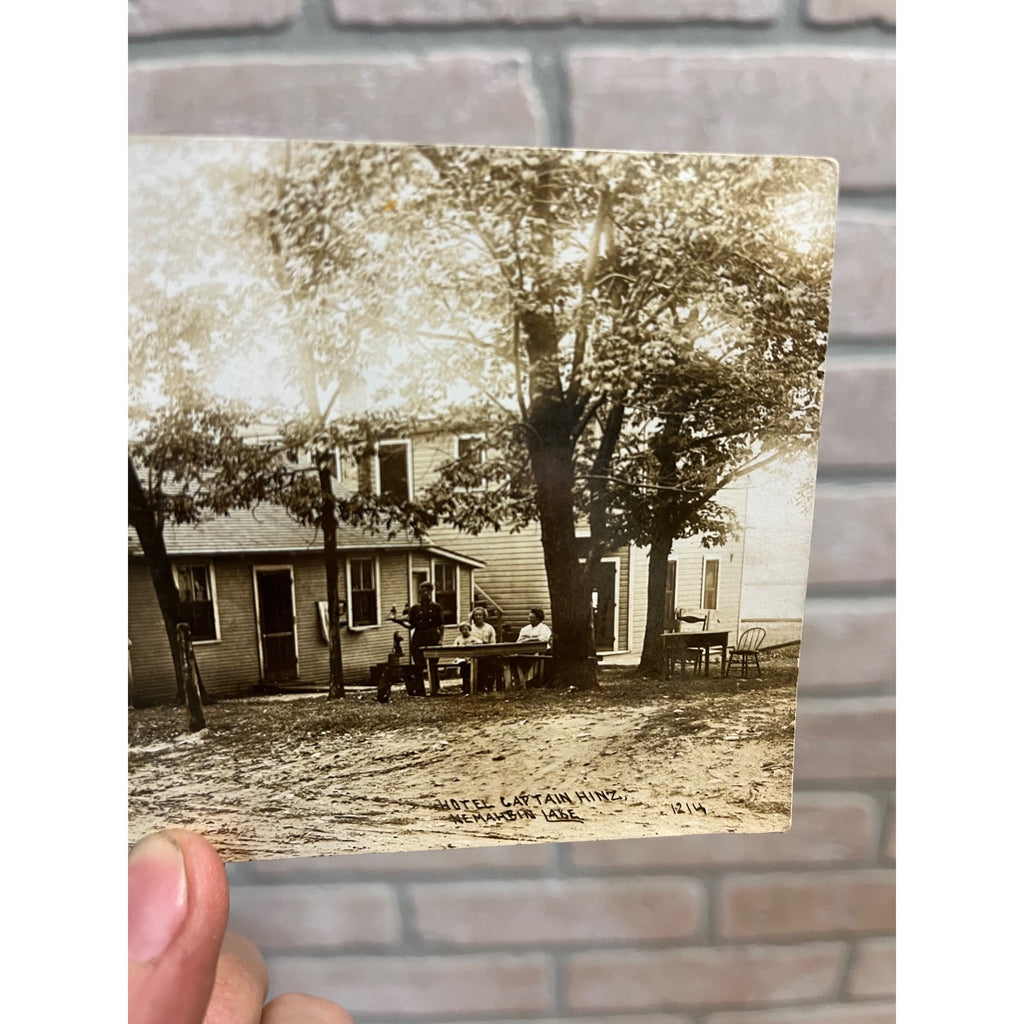 RARE Hotel Captain Hinz Oconomowoc Wis Nemahbin Lake RPPC Postcard Waukesha Beer