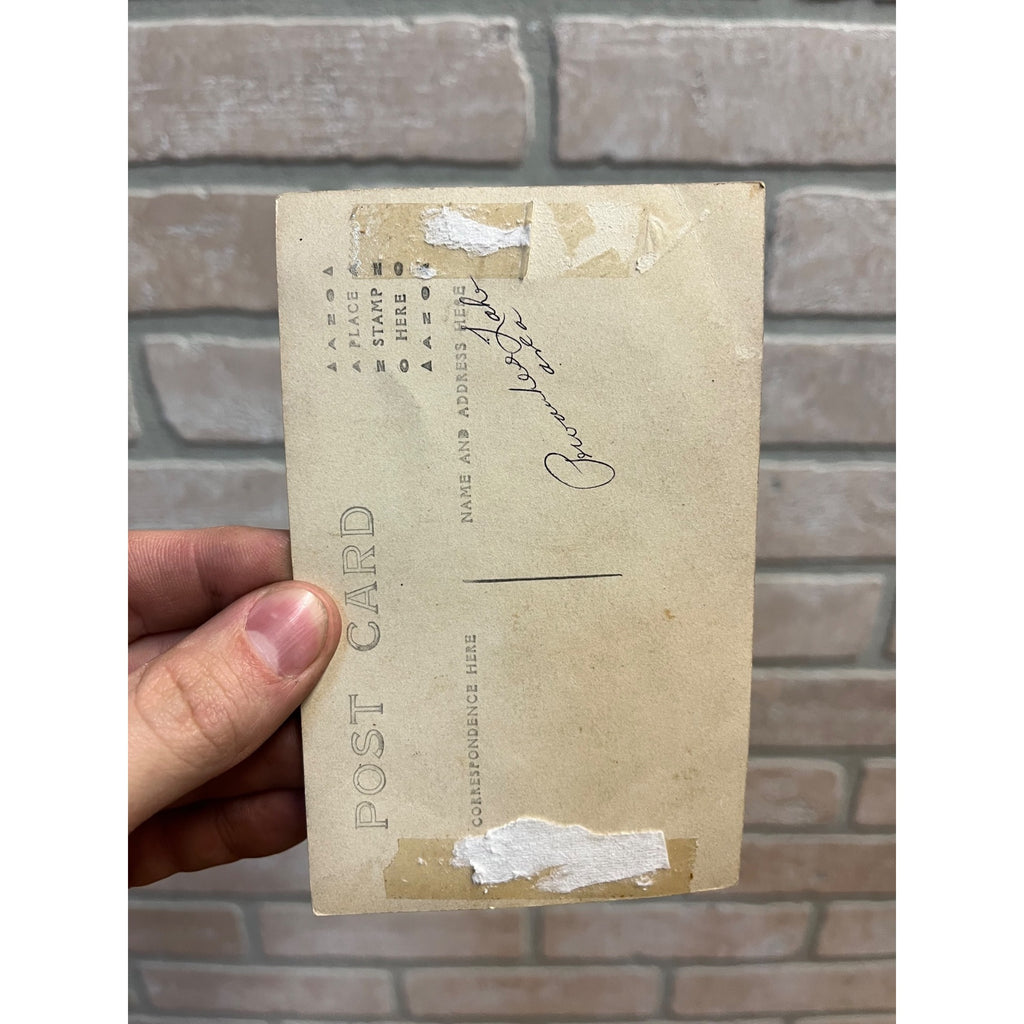 RARE Hotel Captain Hinz Oconomowoc Wis Nemahbin Lake RPPC Postcard Waukesha Beer