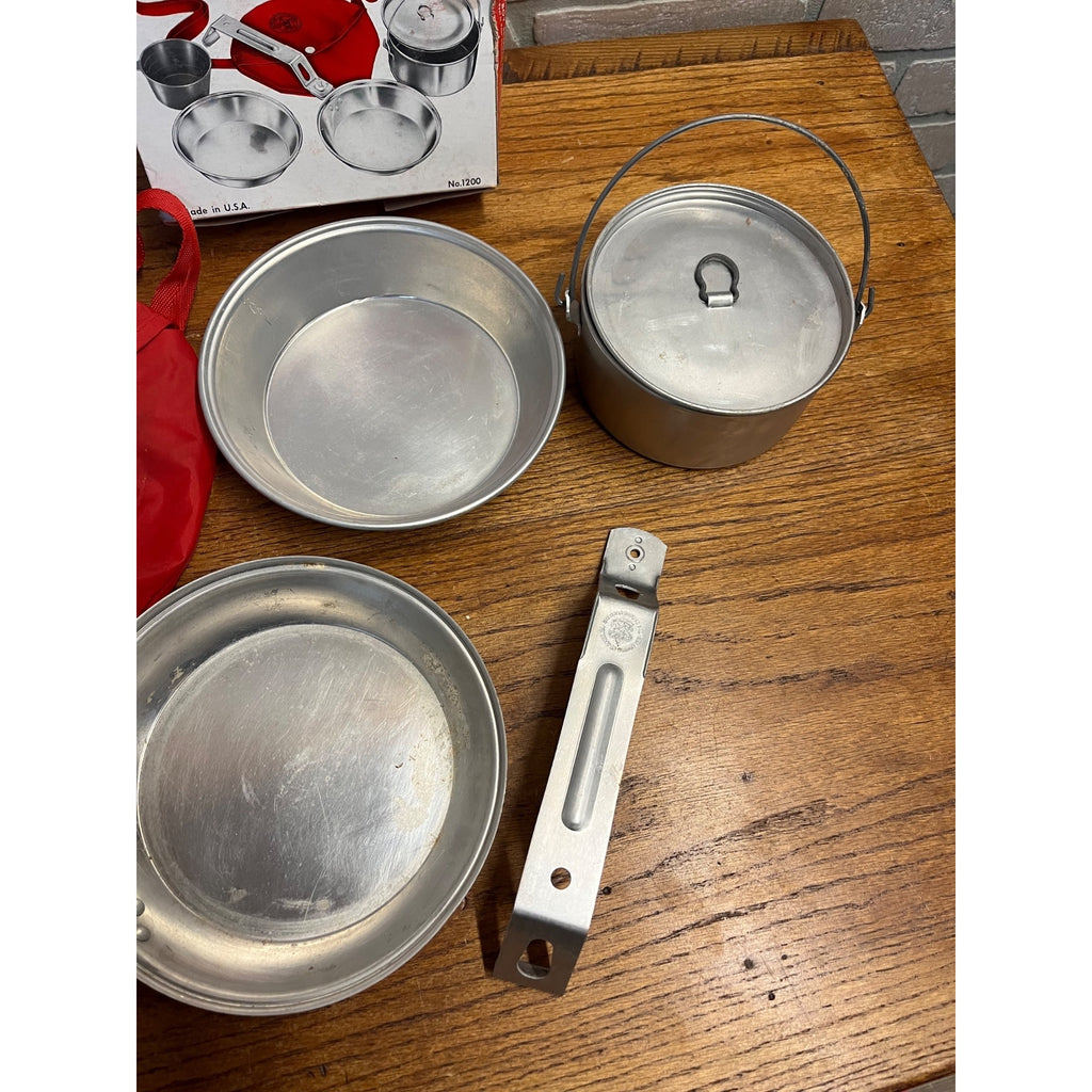 Vintage Boy Scouts of America Aluminum Cook Mess Kit w/ Bag Pot Regal Red