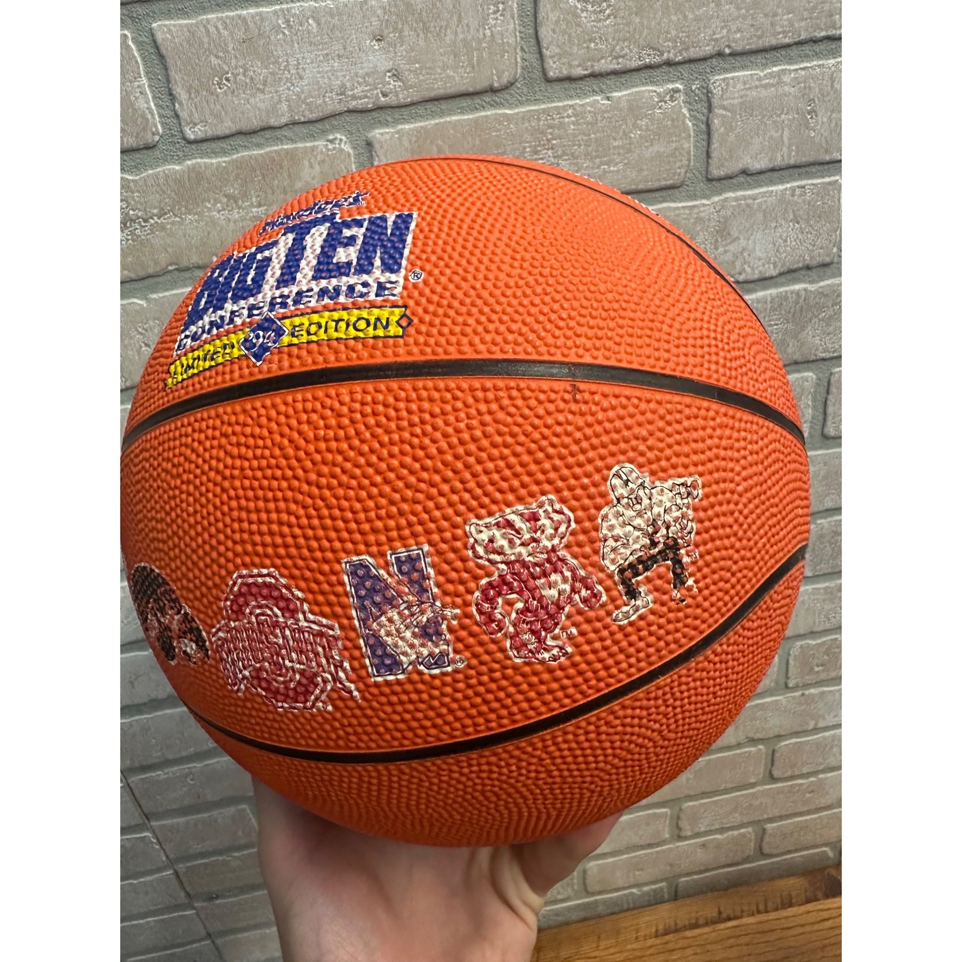 Vintage Big Ten 10 Conference Basketball 1994 Hardee's Limited Edition Hutch '94