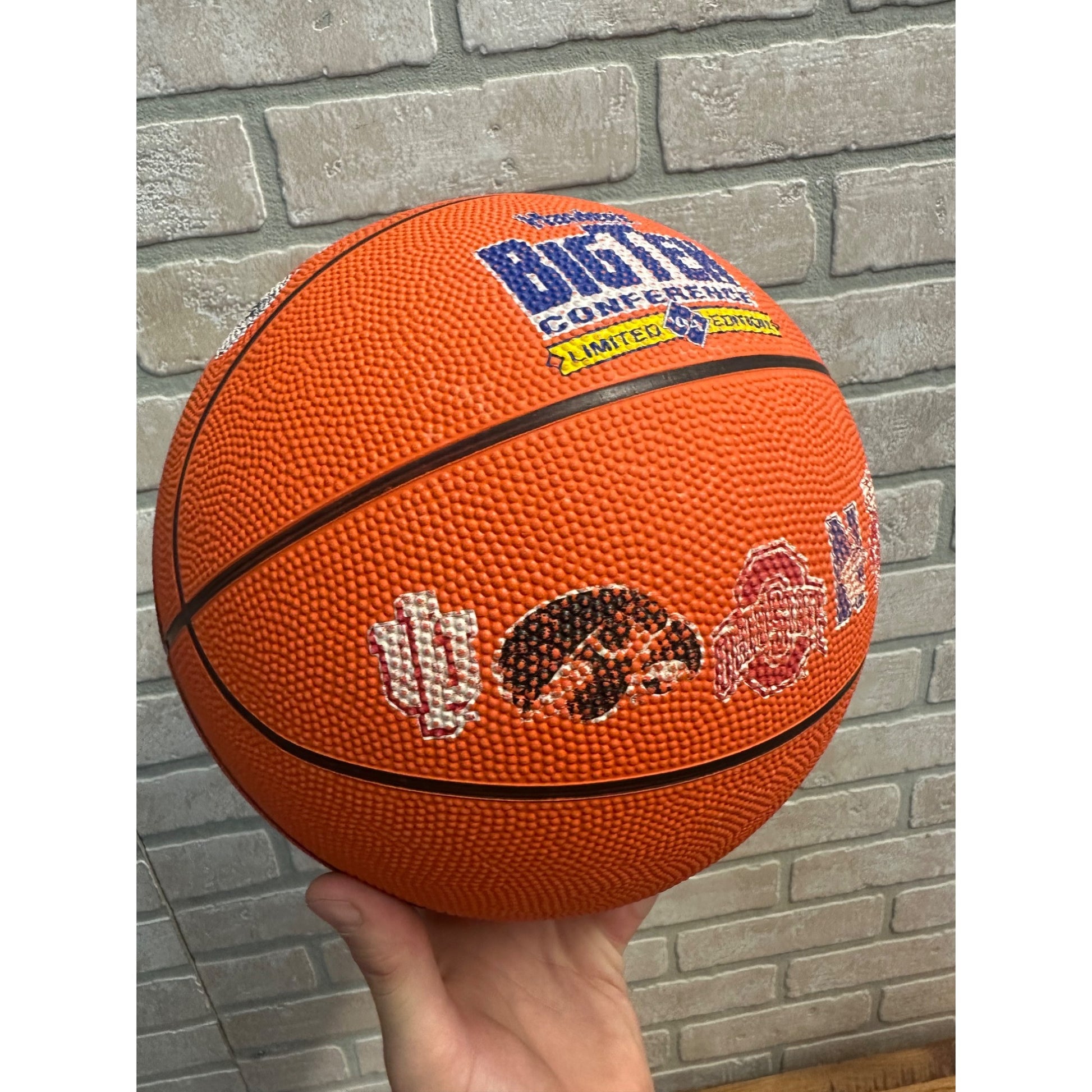 Vintage Big Ten 10 Conference Basketball 1994 Hardee's Limited Edition Hutch '94