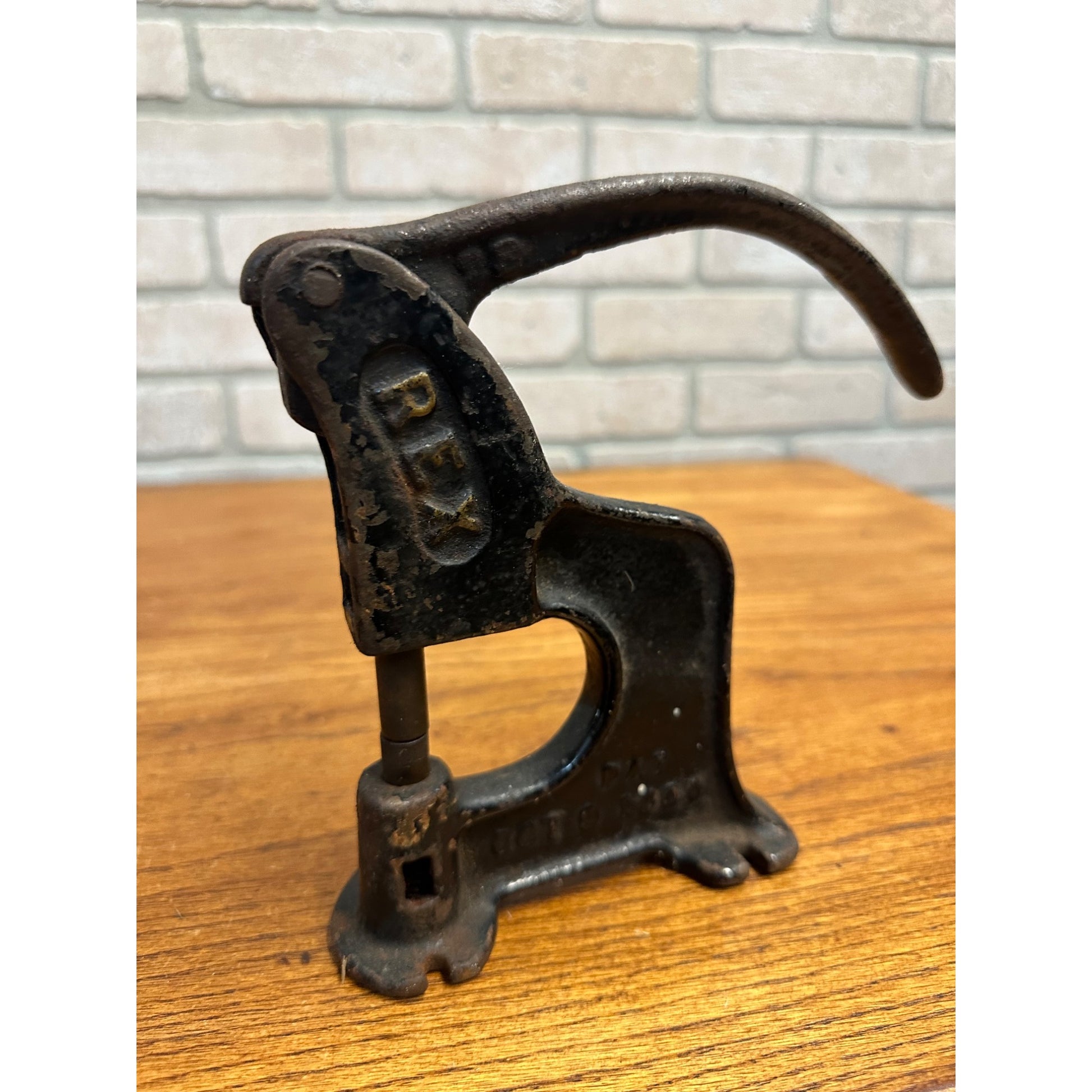 Vintage Rex 27 Rivet leather Table Top Punch Press Tool Cast Iron
