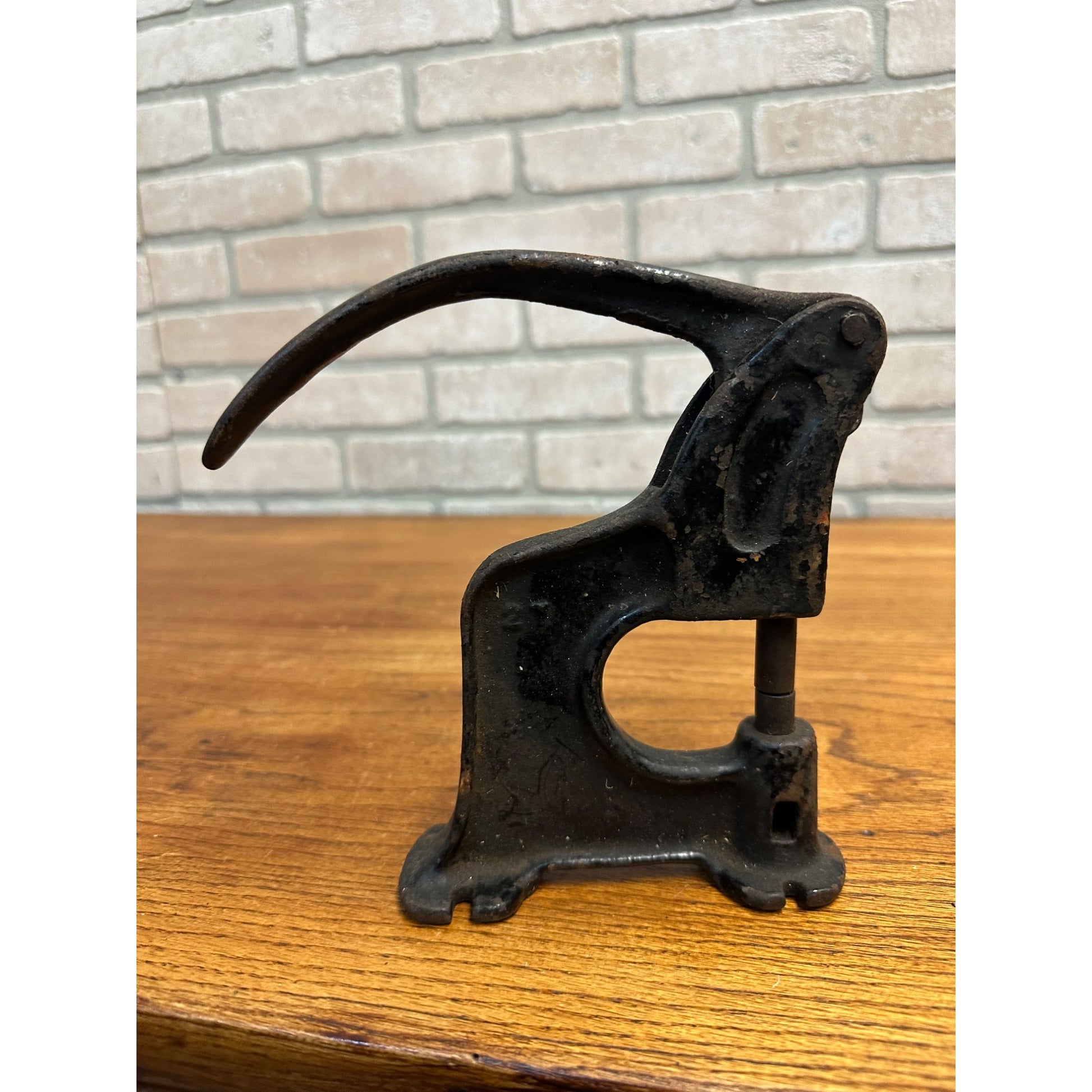 Vintage Rex 27 Rivet leather Table Top Punch Press Tool Cast Iron