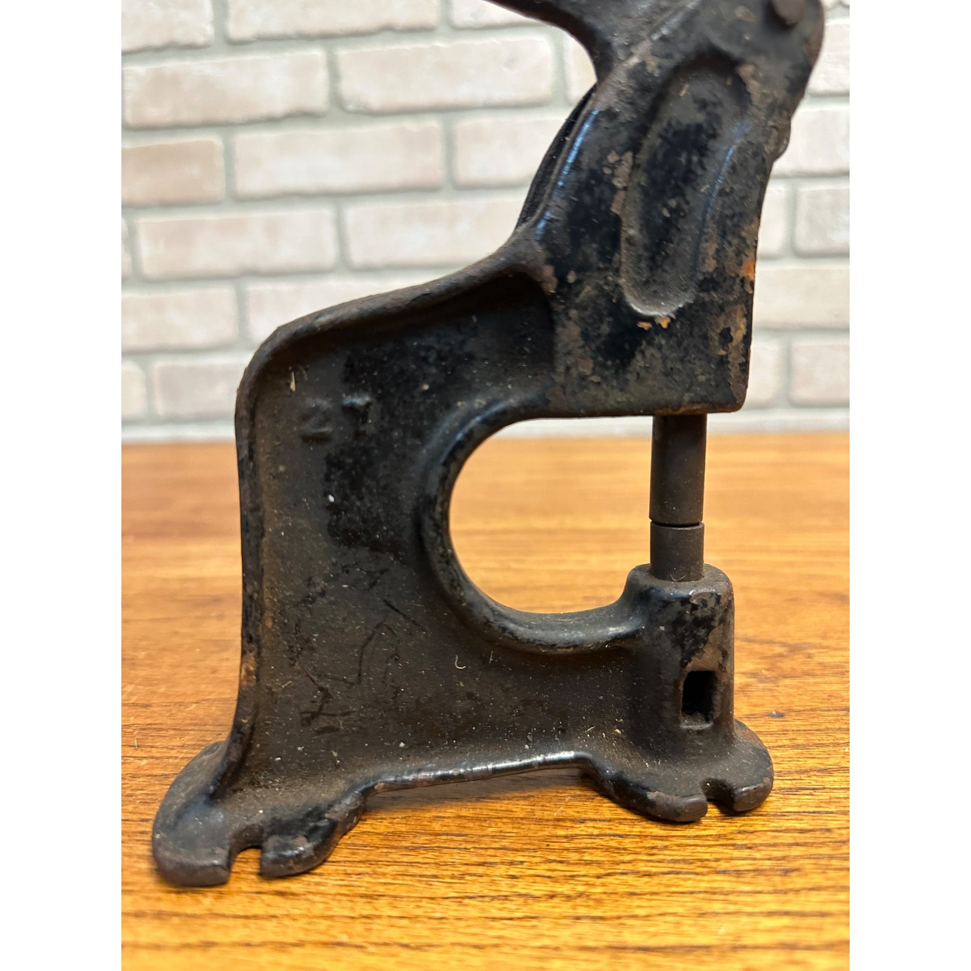 Vintage Rex 27 Rivet leather Table Top Punch Press Tool Cast Iron