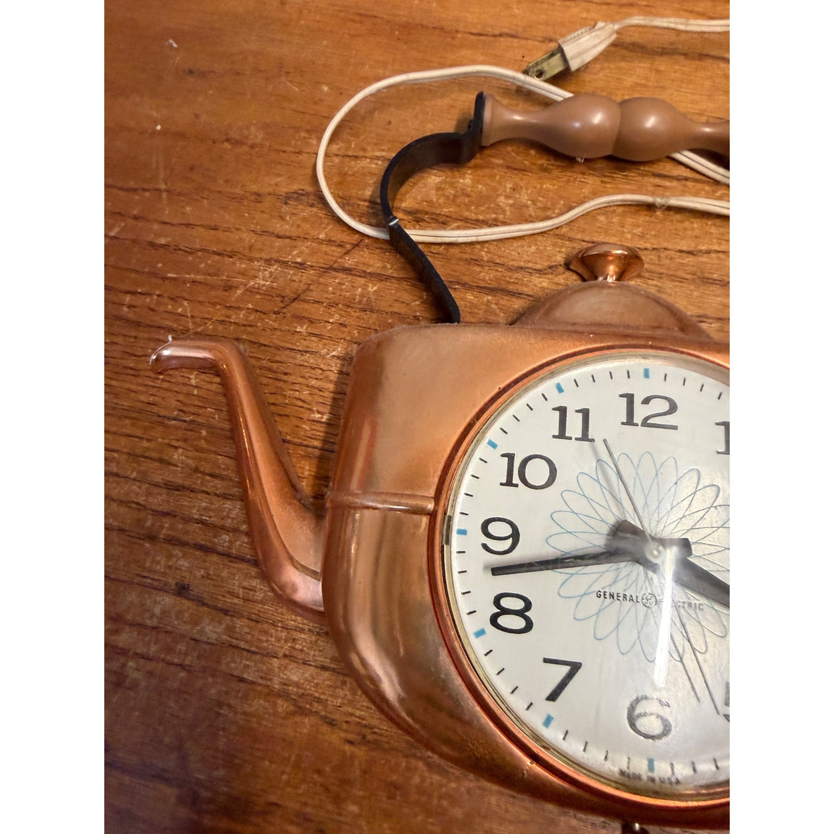 Vintage General Eelctric Copper TeaKettle Clock Nonworking Mid Century
