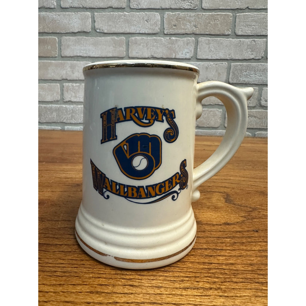 RARE 1982 AMERICAN LEAGUE CHAMPS MILWAUKEE BREWERS HARVEY'S WALLBANGER'S Mug