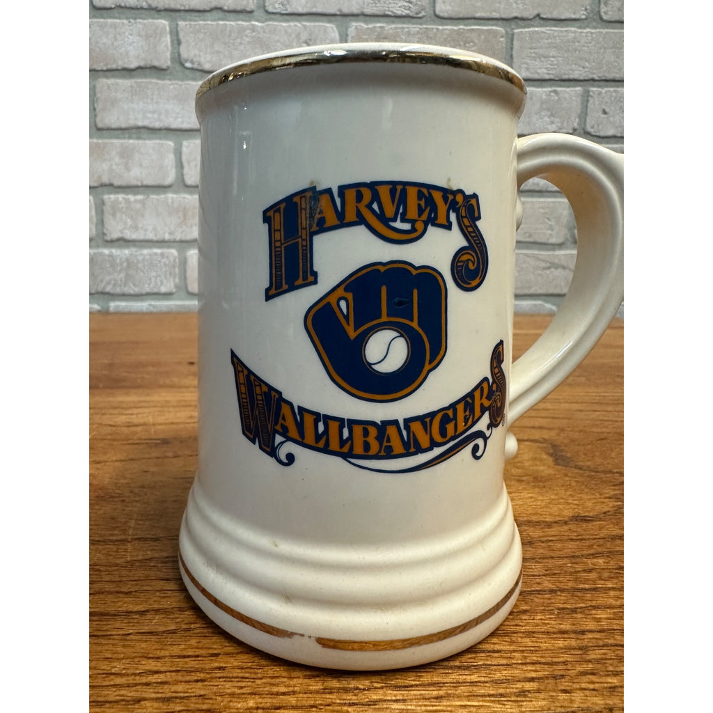 RARE 1982 AMERICAN LEAGUE CHAMPS MILWAUKEE BREWERS HARVEY'S WALLBANGER'S Mug