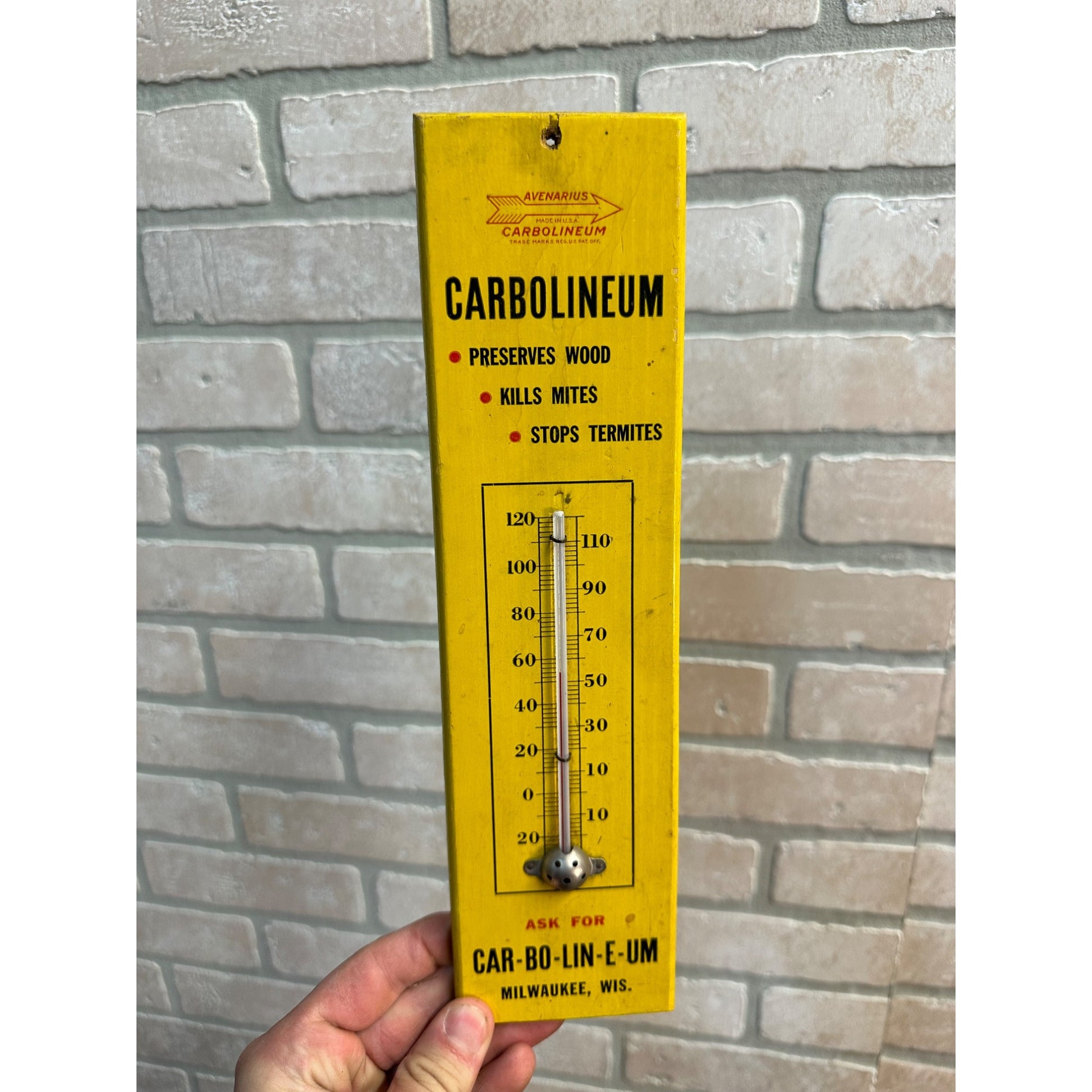 Vintage 1940s Carbolineum Mite Killer Wooden Advertising Thermometer Milwaukee