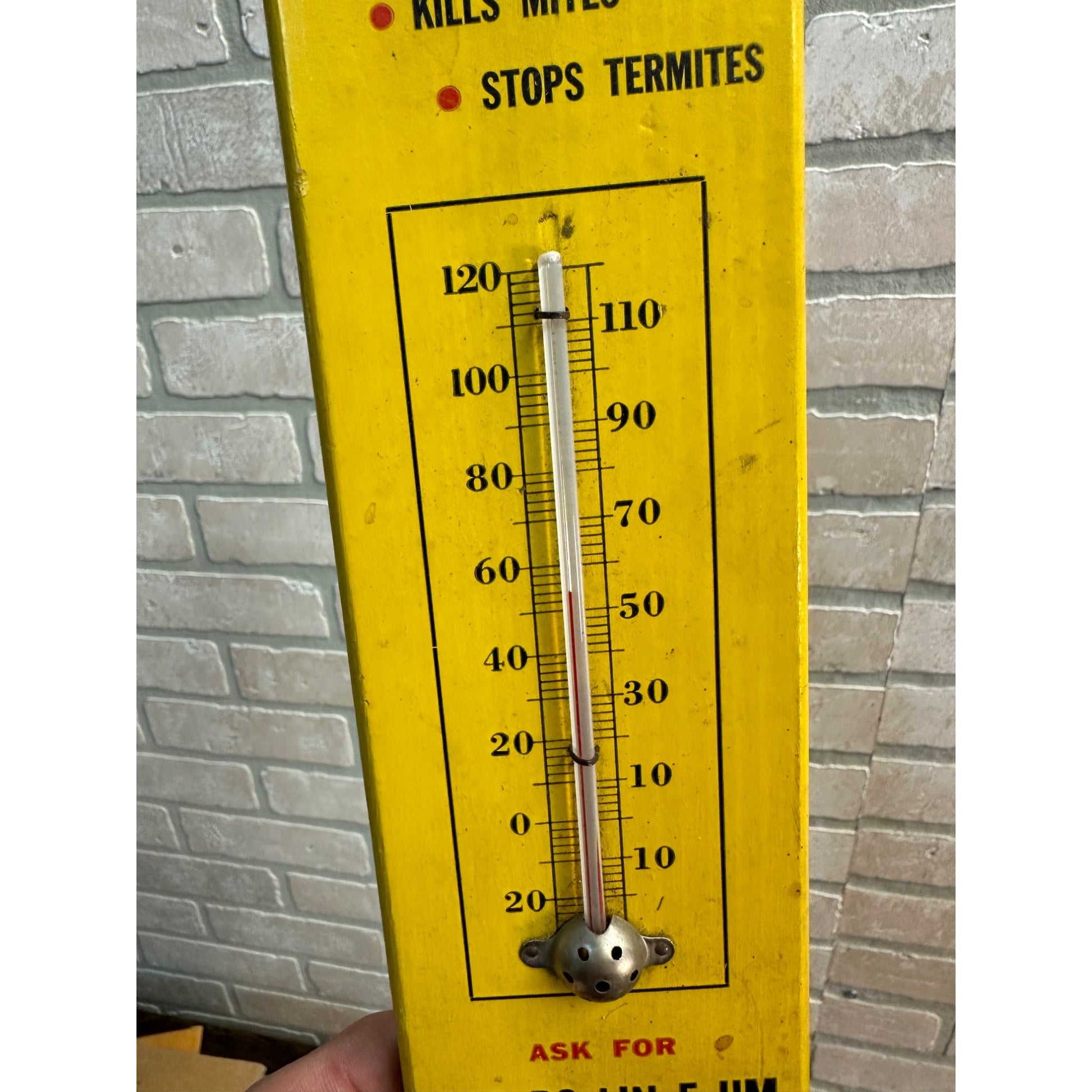 Vintage 1940s Carbolineum Mite Killer Wooden Advertising Thermometer Milwaukee