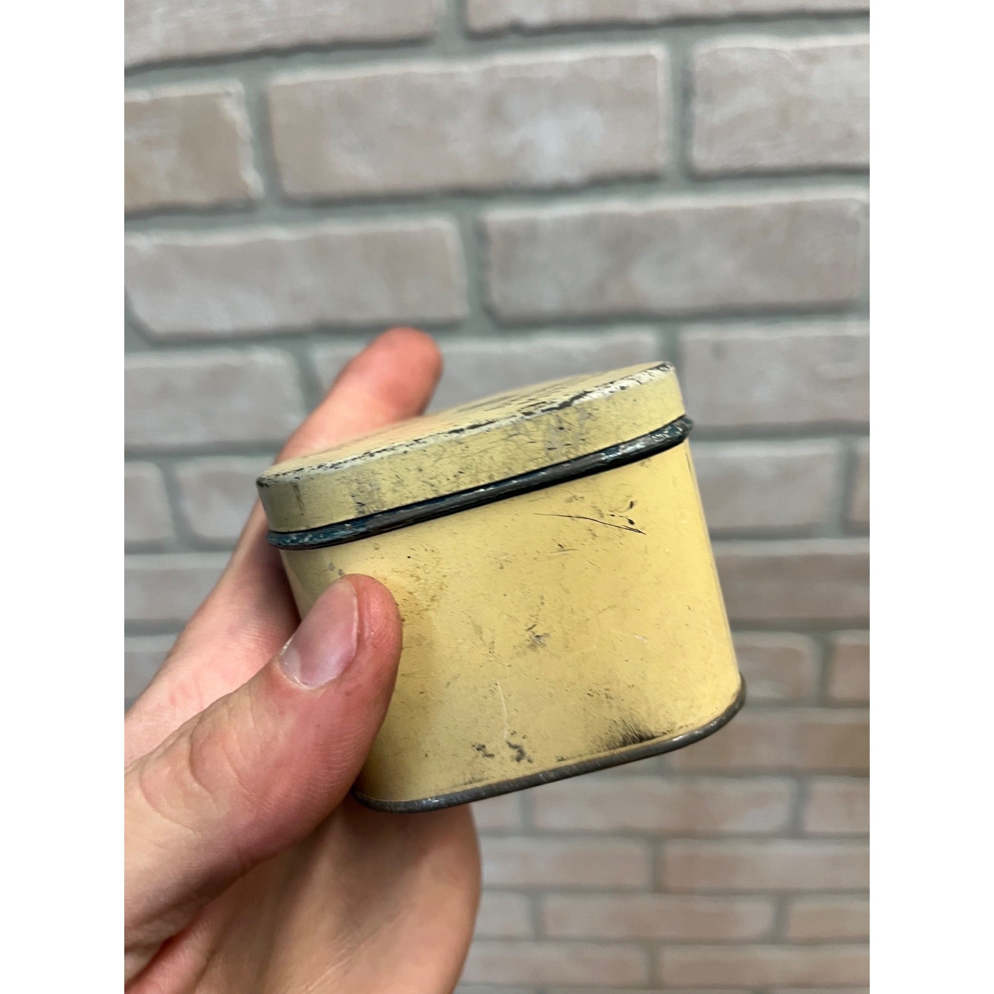 Herbert Tareyton Smoking Mixture Tin Vintage Tobacco Tin Container Advertising