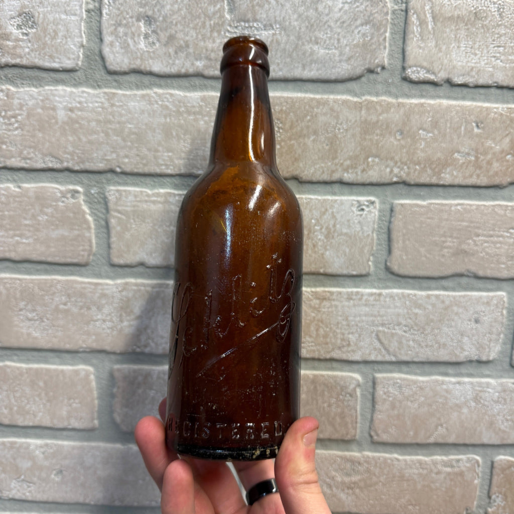 Pre-Pro Schlitz Brewing Company Milwaukee Vintage Amber Brown Beer Bottle Wis