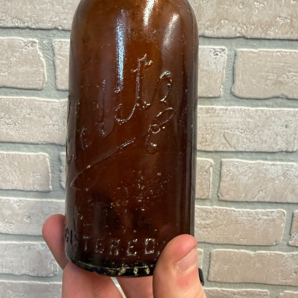 Pre-Pro Schlitz Brewing Company Milwaukee Vintage Amber Brown Beer Bottle Wis