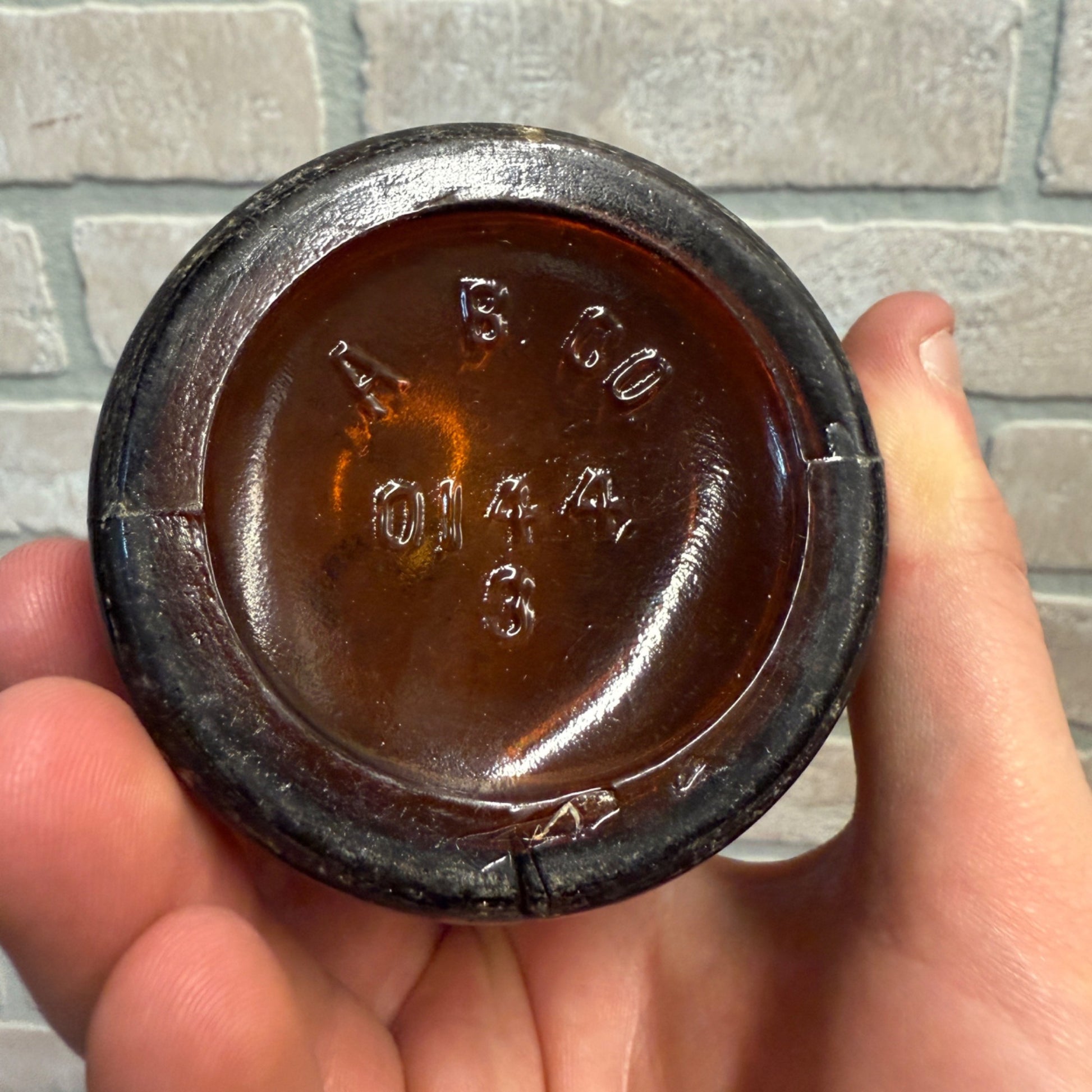 Pre-Pro Schlitz Brewing Company Milwaukee Vintage Amber Brown Beer Bottle Wis