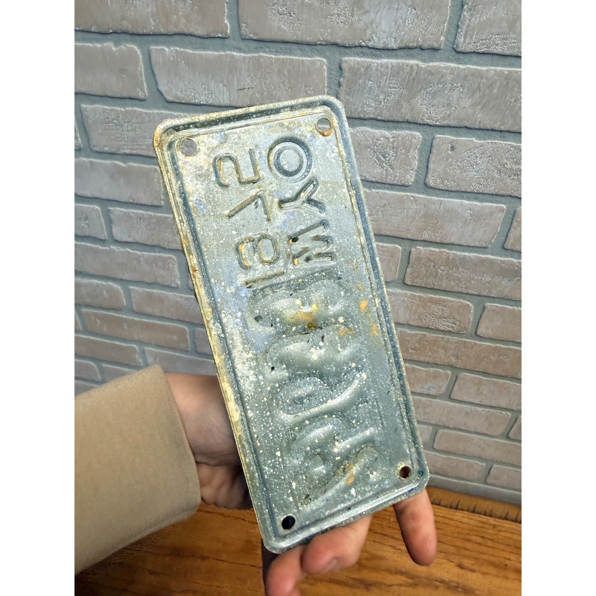 1975 Wyoming Motorcycle License Plate 2-5633