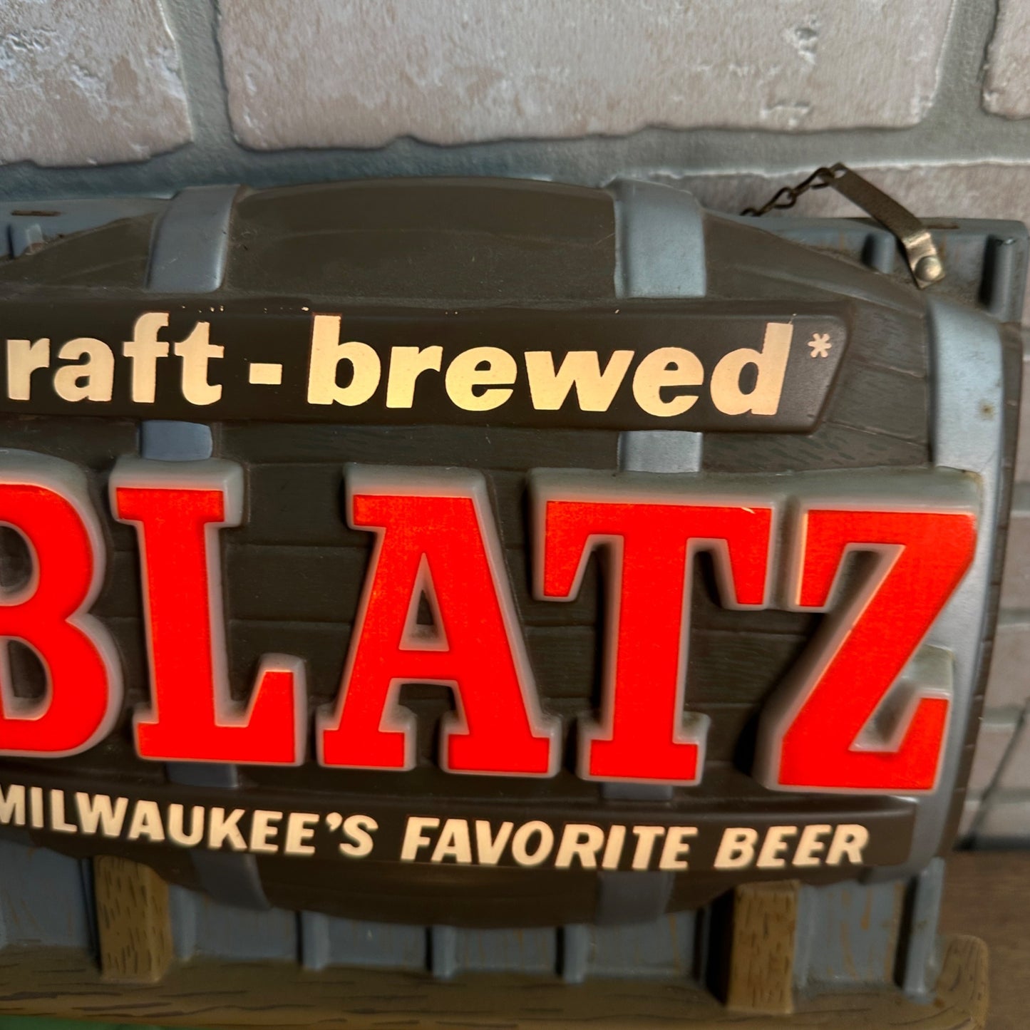 Vintage 1964 Blatz Beer Bartender Lighted Motion Advertising Bar Sign