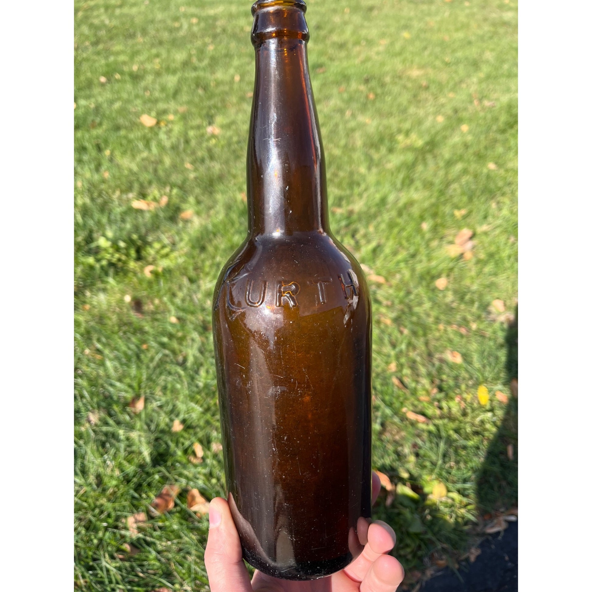 Vintage Kurth Brewing Co. Columbus Wisconsin QUART Pre-Pro Amber Beer Bottle