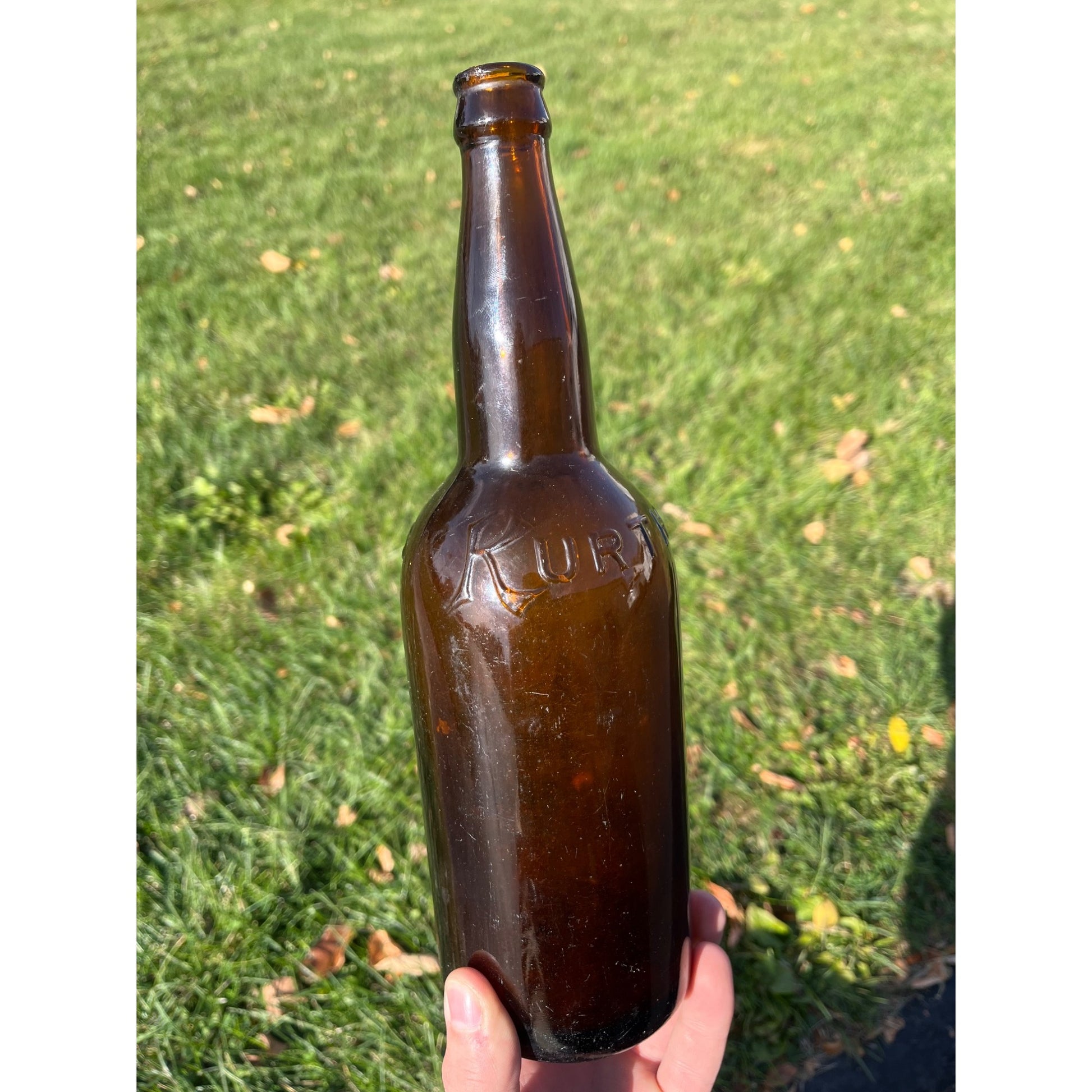 Vintage Kurth Brewing Co. Columbus Wisconsin QUART Pre-Pro Amber Beer Bottle
