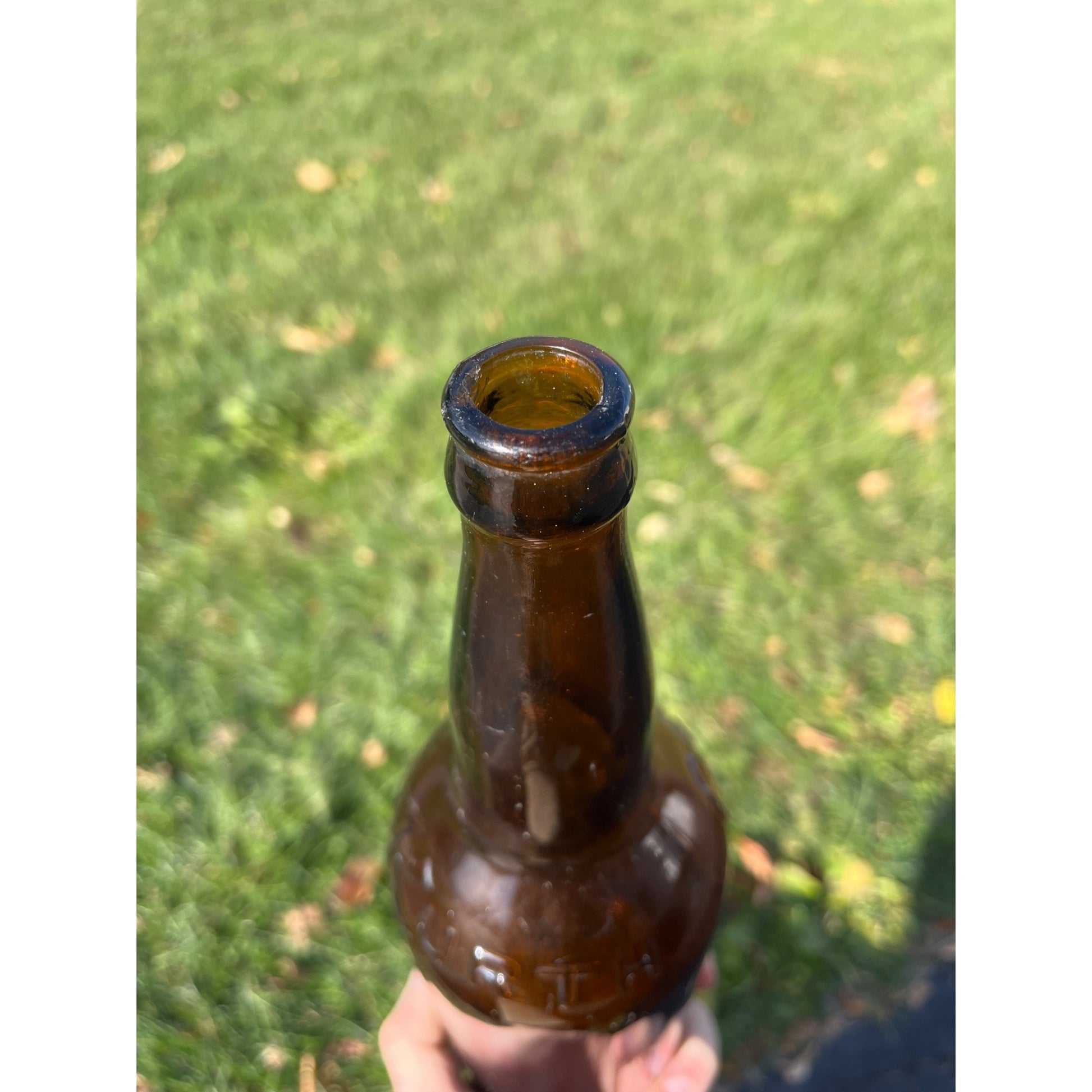 Vintage Kurth Brewing Co. Columbus Wisconsin QUART Pre-Pro Amber Beer Bottle