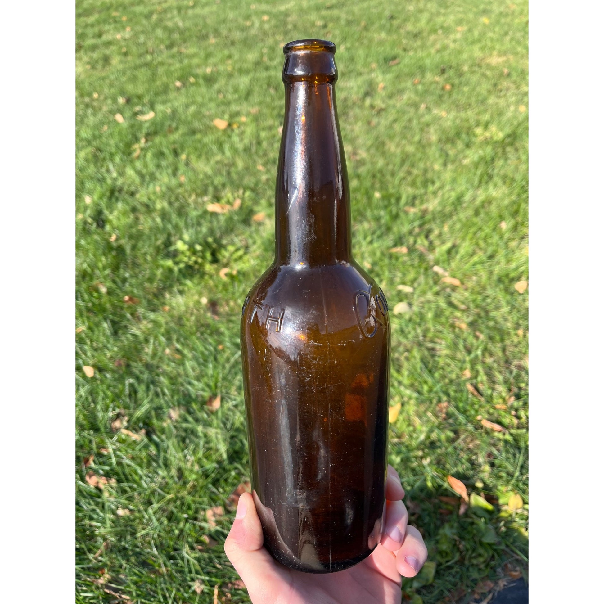 Vintage Kurth Brewing Co. Columbus Wisconsin QUART Pre-Pro Amber Beer Bottle