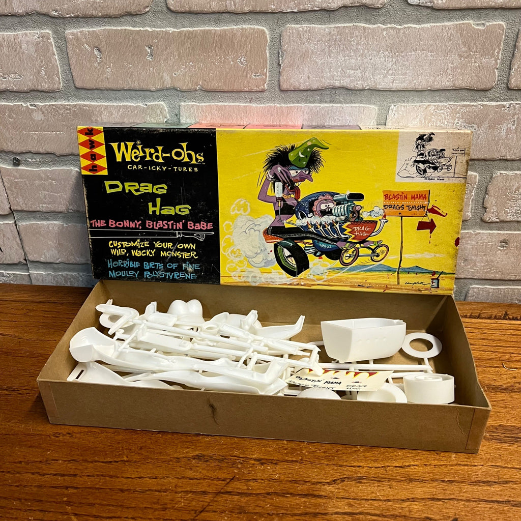 RARE Vintage 1963 Weird-Ohs Drag Hag Car Hawk Model Co. 536-100