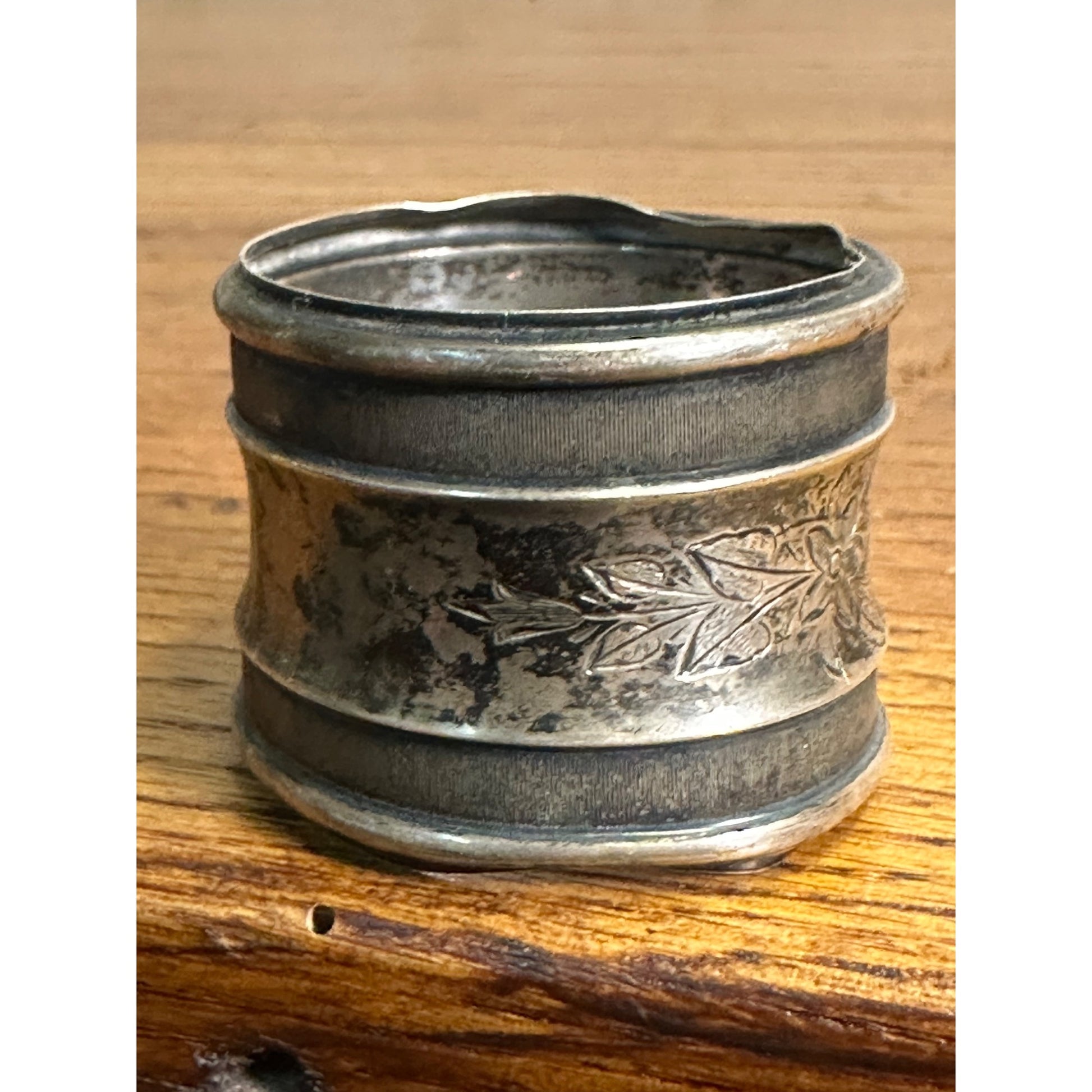 Victorian Sterling Silver Napkin Ring Etched "Mother" Floral - 14.81 g Grams
