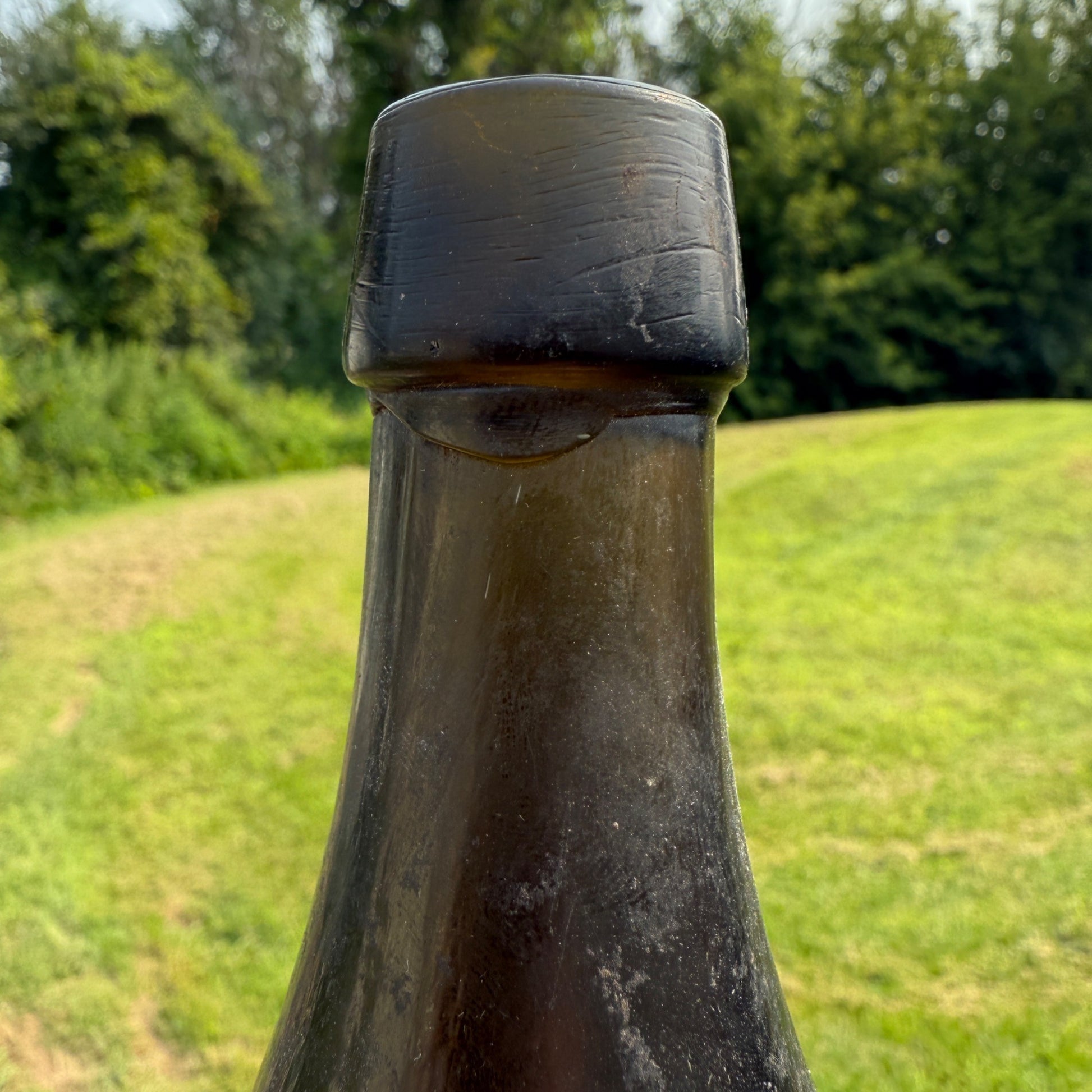 Antique 1800s Dark Olive Green Applied Lip Liquor Soda Beer Bottle