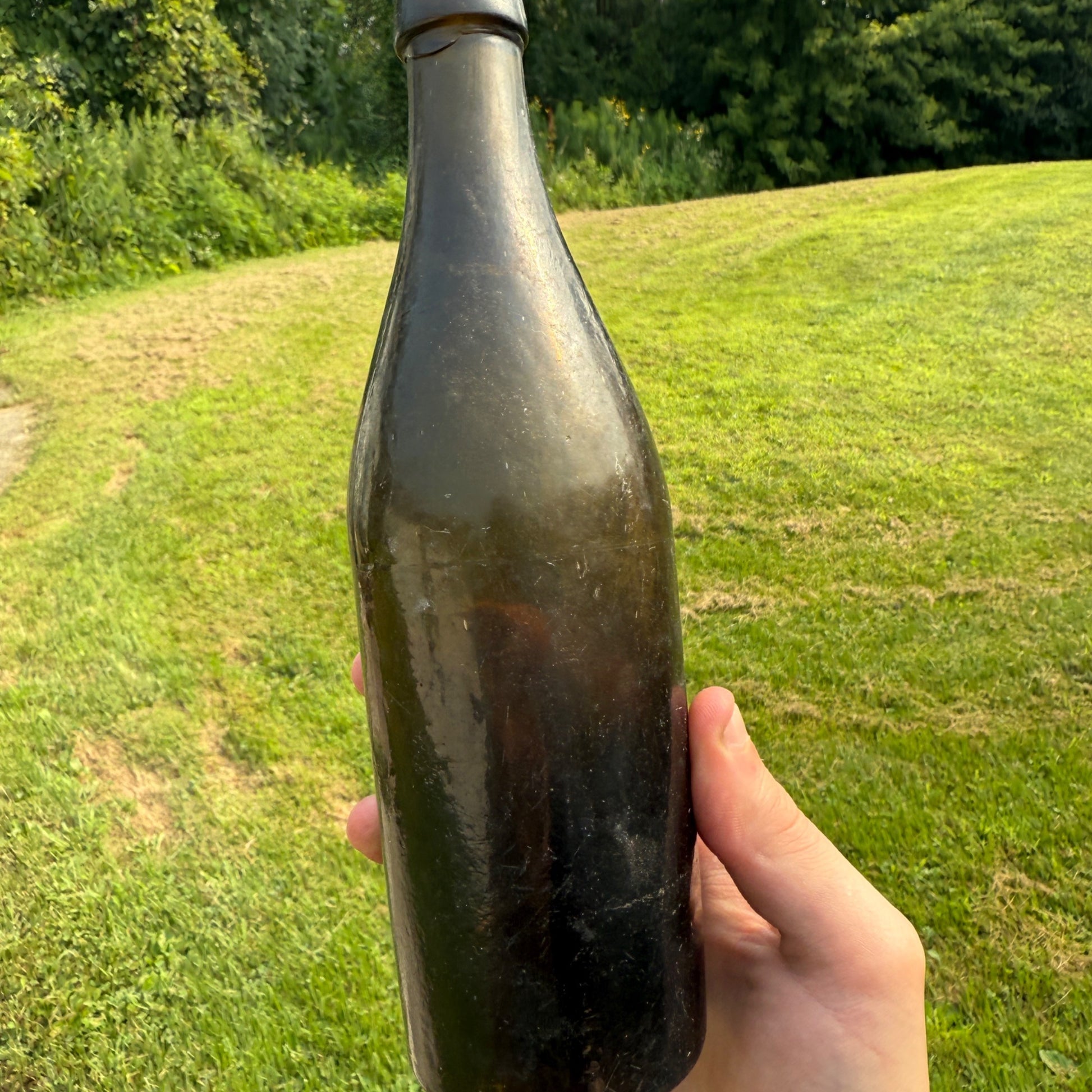 Antique 1800s Dark Olive Green Applied Lip Liquor Soda Beer Bottle