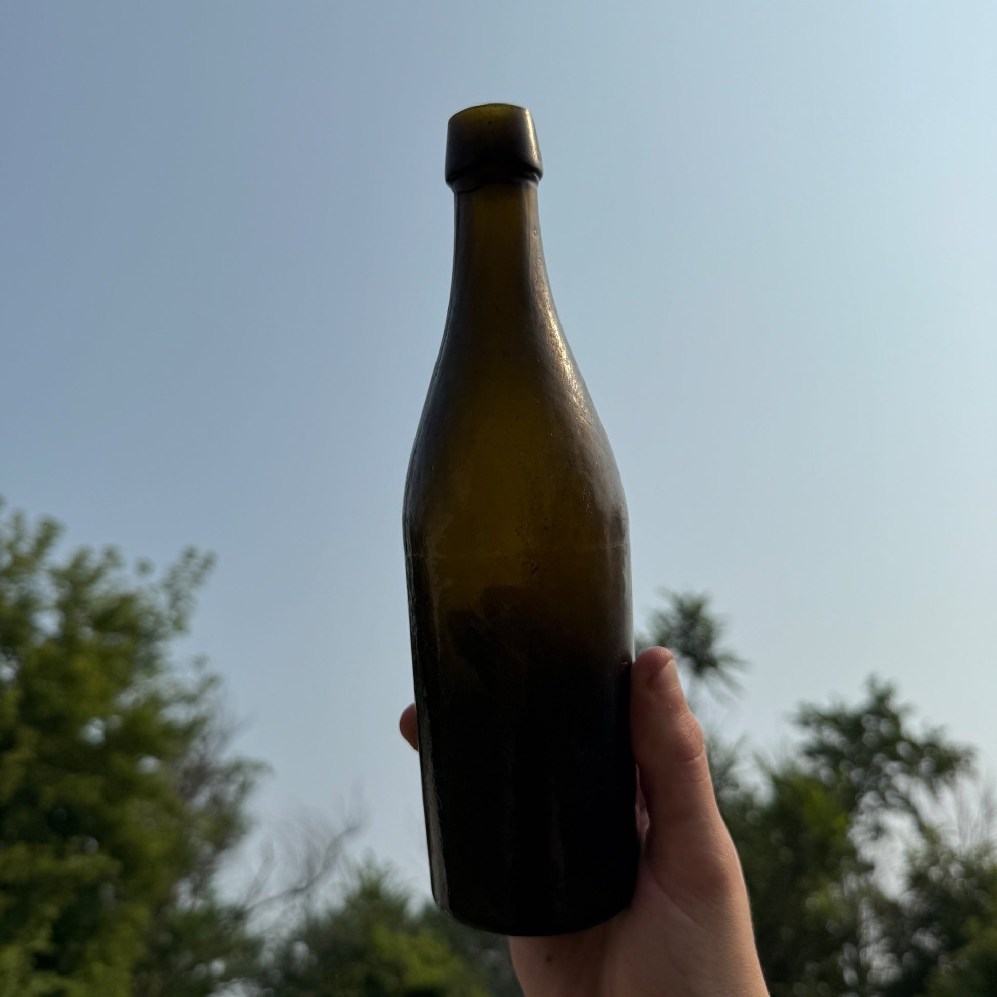Antique 1800s Dark Olive Green Applied Lip Liquor Soda Beer Bottle