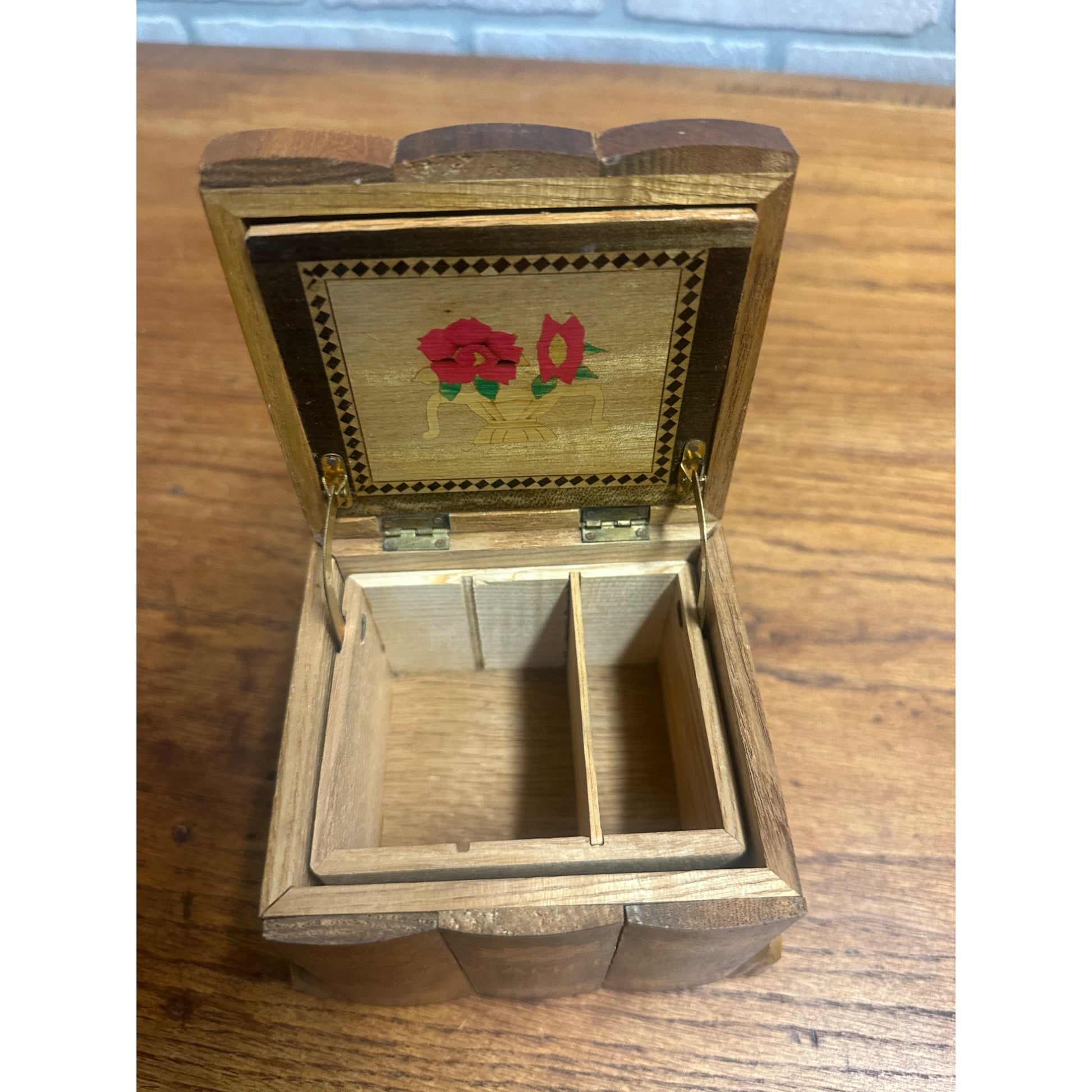Rare Vintage Occupied Japan Scottie Dog Pop-Up Wooden Cigarette Dispenser Box
