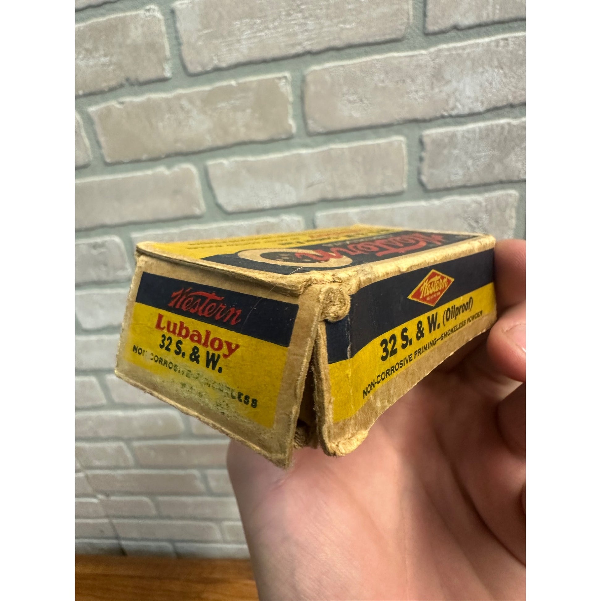 Western Cartiges 32 S. & W. Center Fire 85 Grain Coated Bullet EMPTY BOX