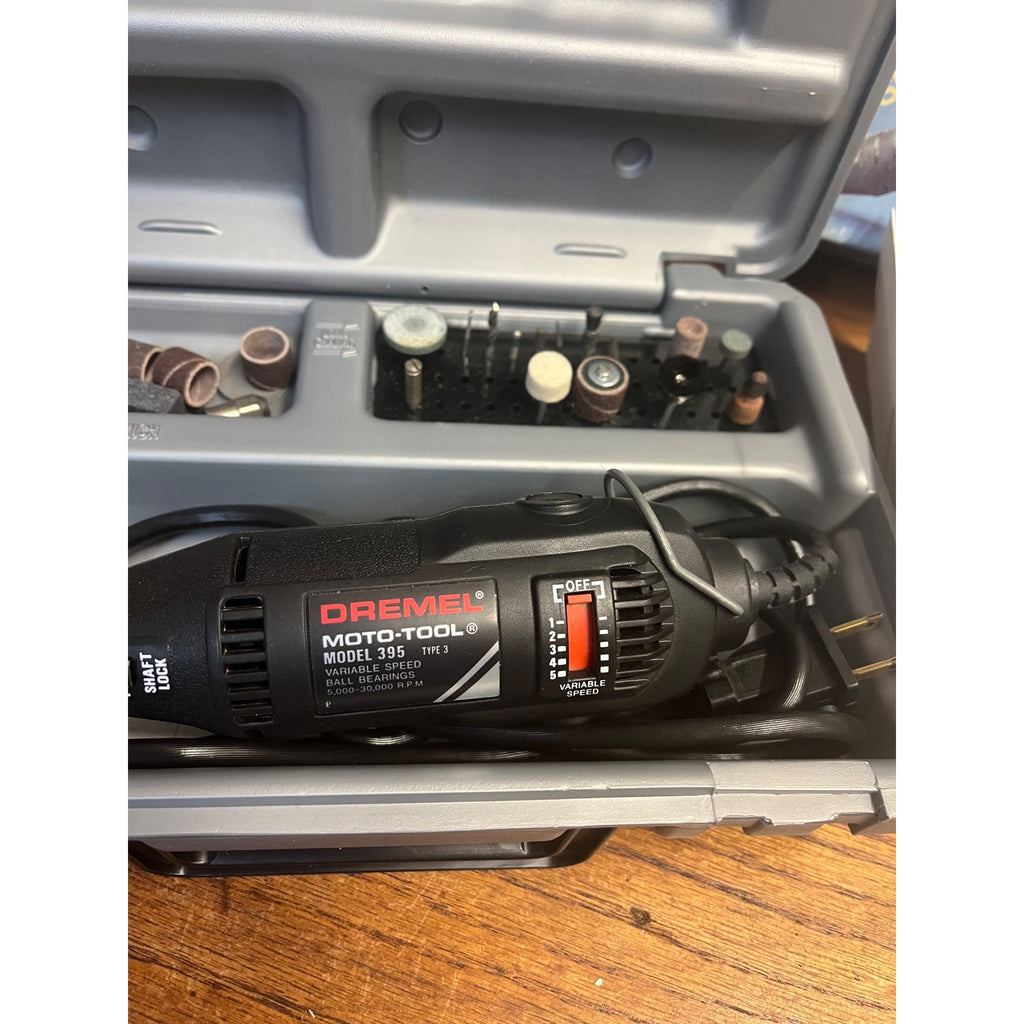 Vintage Electric Dremel Moto-Tool Variable Speed Keyless Chuck Model 395-3 With Storage Case Works