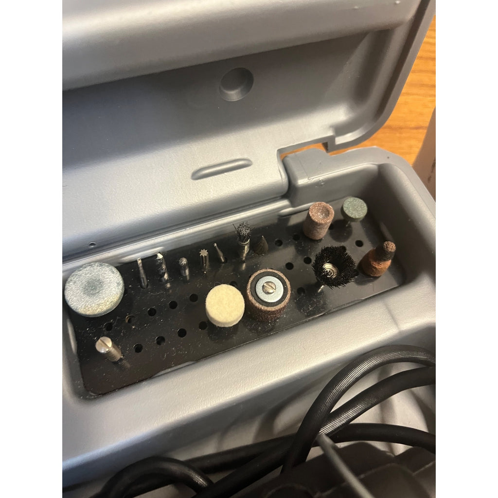 Vintage Electric Dremel Moto-Tool Variable Speed Keyless Chuck Model 395-3 With Storage Case Works