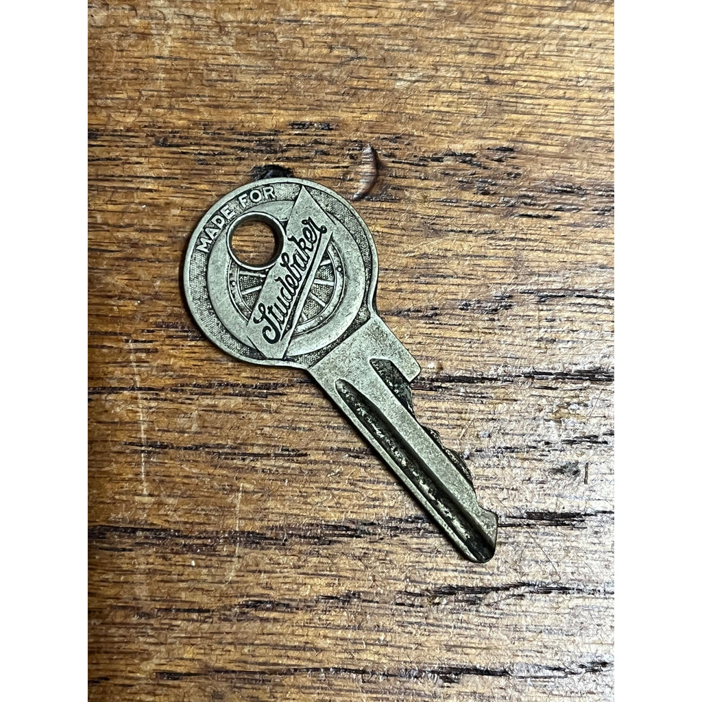 Vintage Studebaker Cars Automobiles Yale Junior  Cut Key