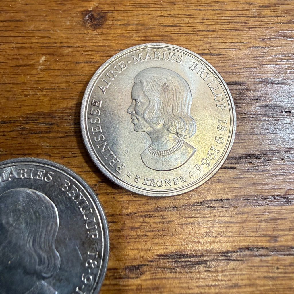 (2)1964 DENMARK 5 KRONER SILVER PRINCESS ANNE-MARIE WEDDING COMMEMORATIVE COIN