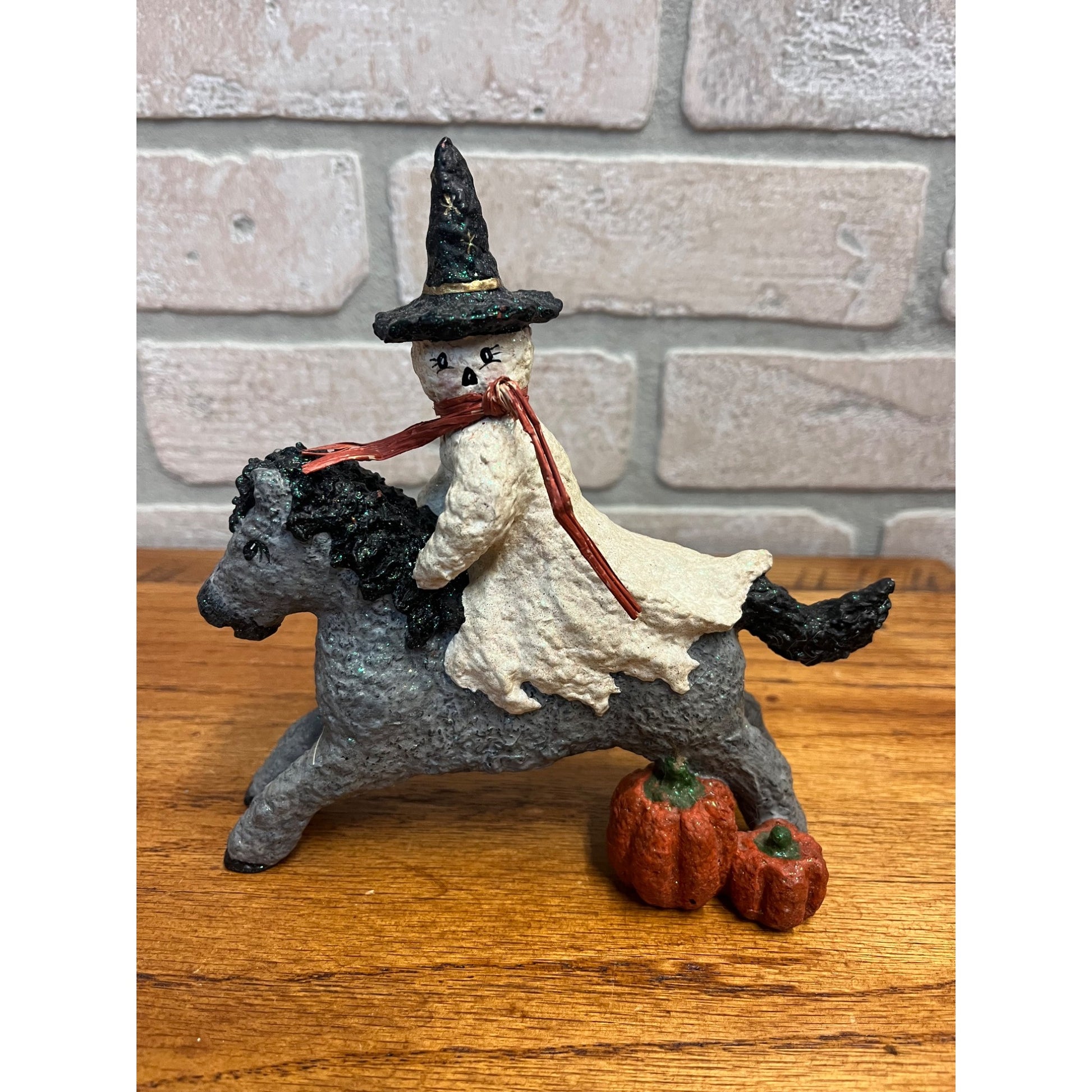 Linda Lindquist Baldwin Broomsnickle Ghost Witch on Horse 1999 Halloween Enesco