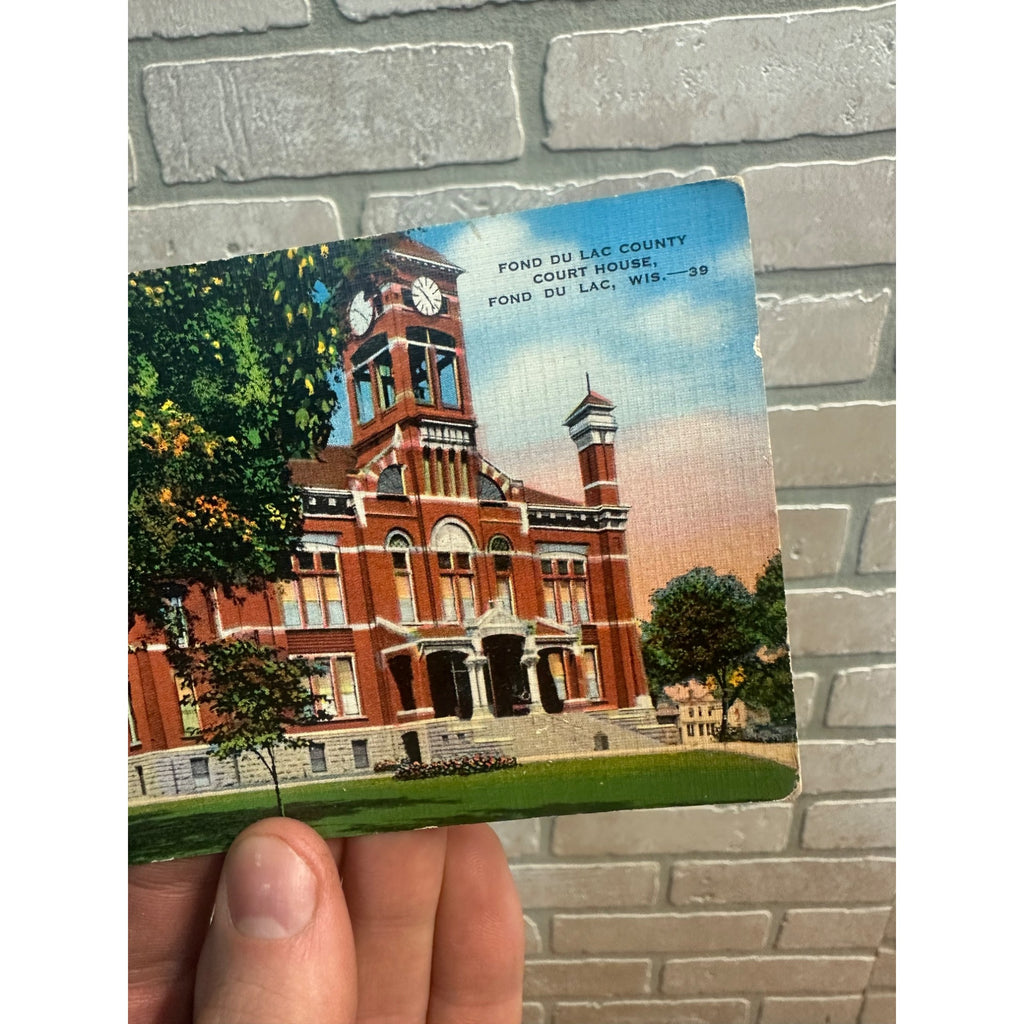 Fond du Lac Wisconsin Court House Building Postcard Colored WI Wis